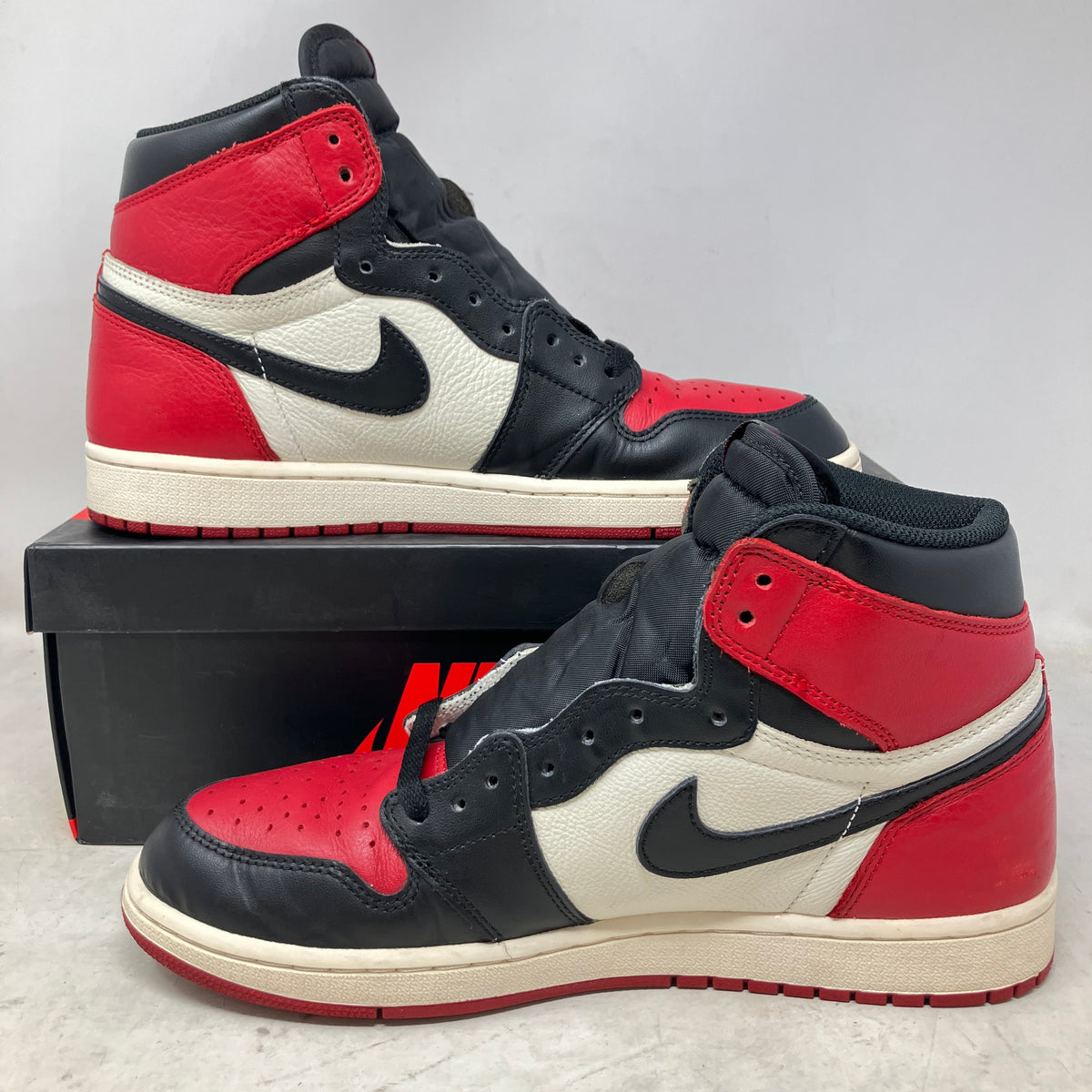 Jordan 1 Retro High Bred Toe