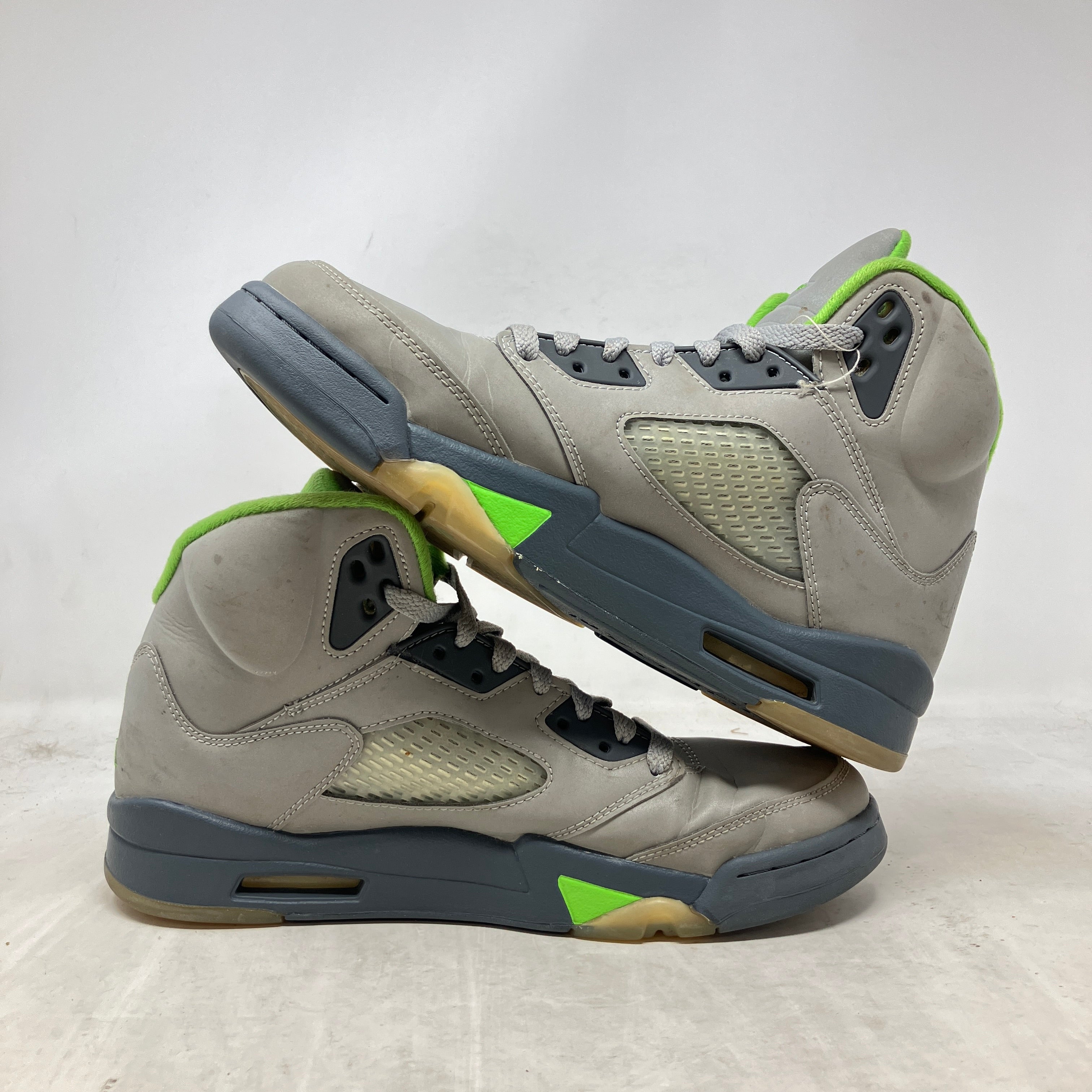 Jordan 5 Retro Green Bean (2022)