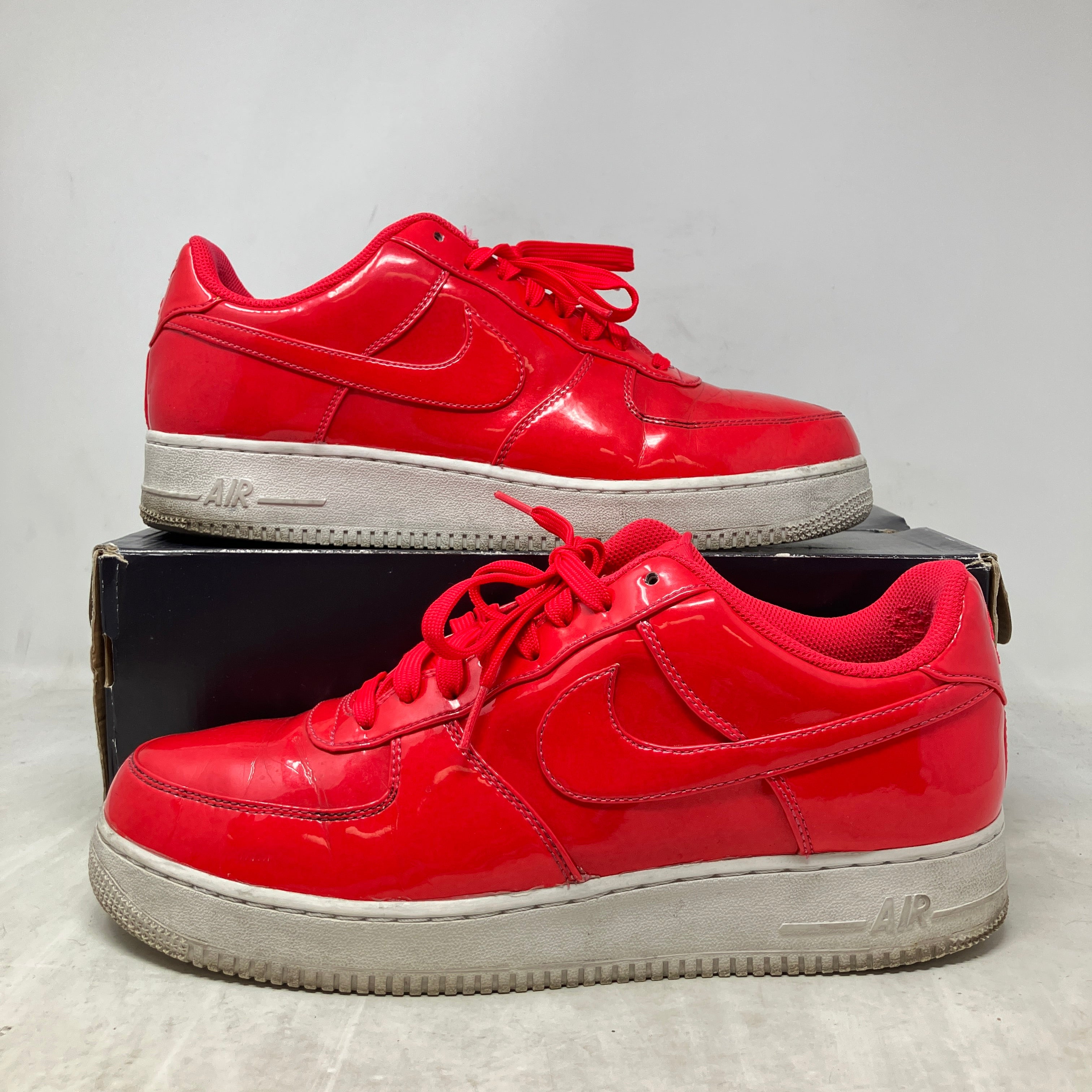Nike Air Force 1 Low Ultraviolet Siren Red