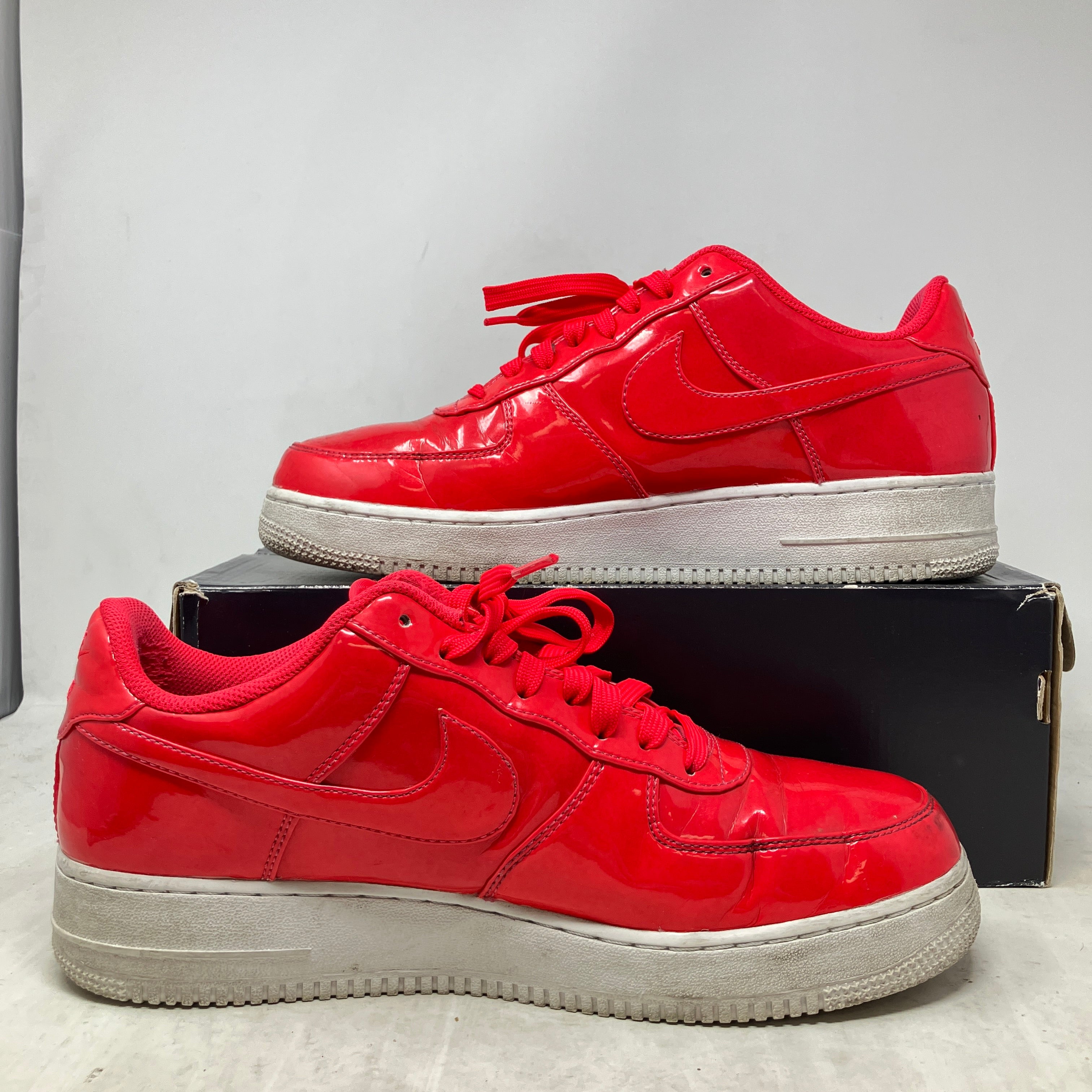 Nike Air Force 1 Low Ultraviolet Siren Red