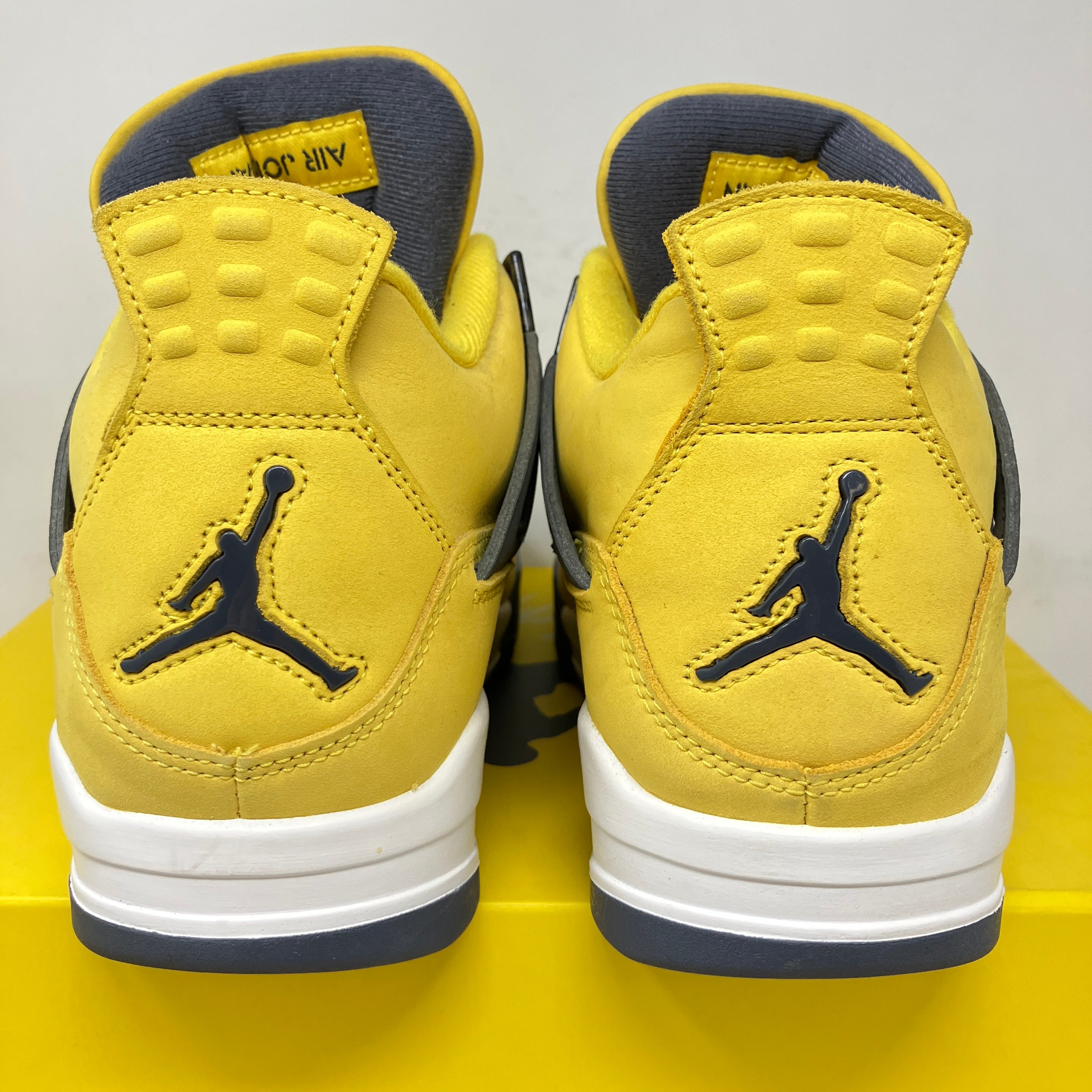 Jordan 4 Retro Lightning (2021)
