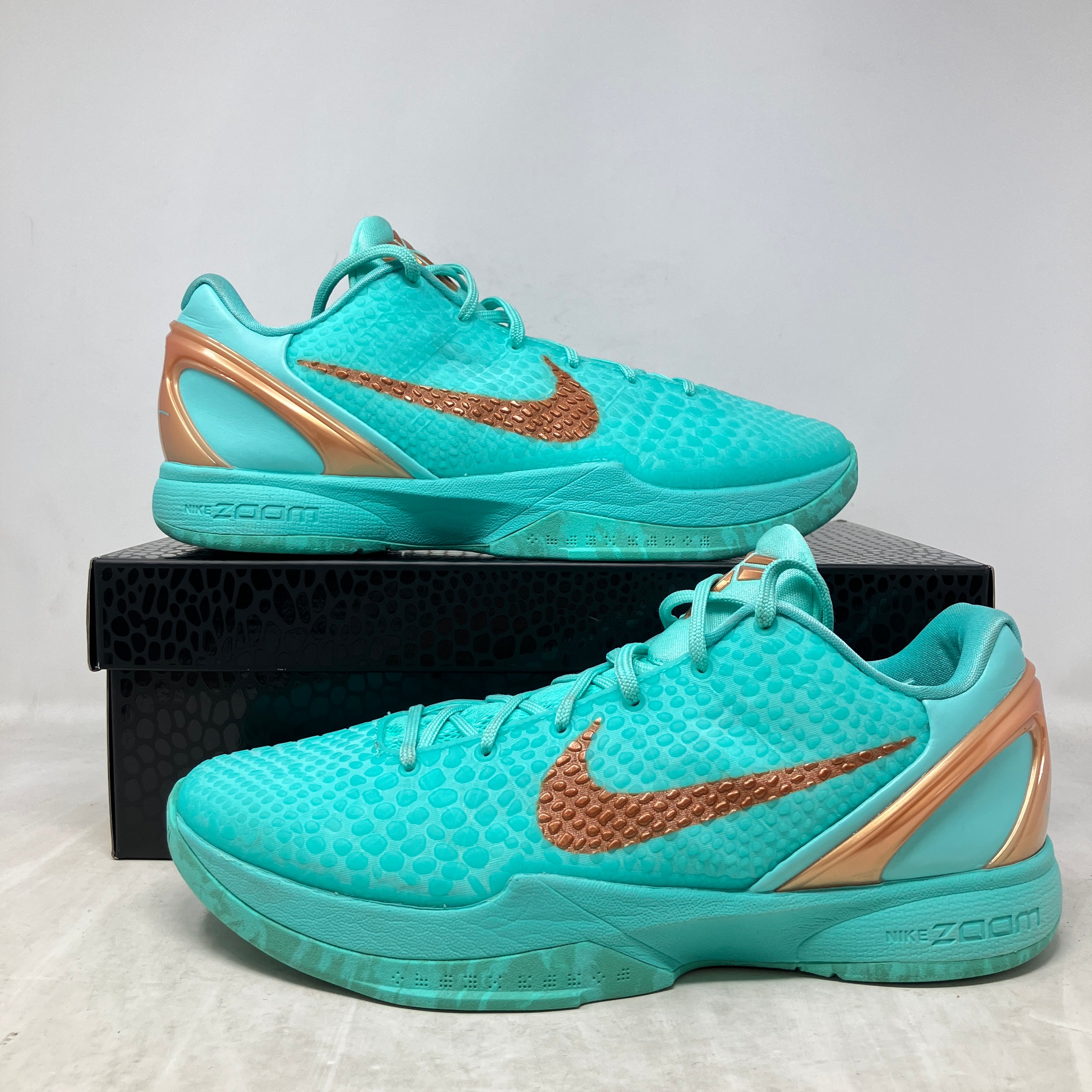 Nike Kobe 6 Protro Jalen Brunson Statue of Liberty