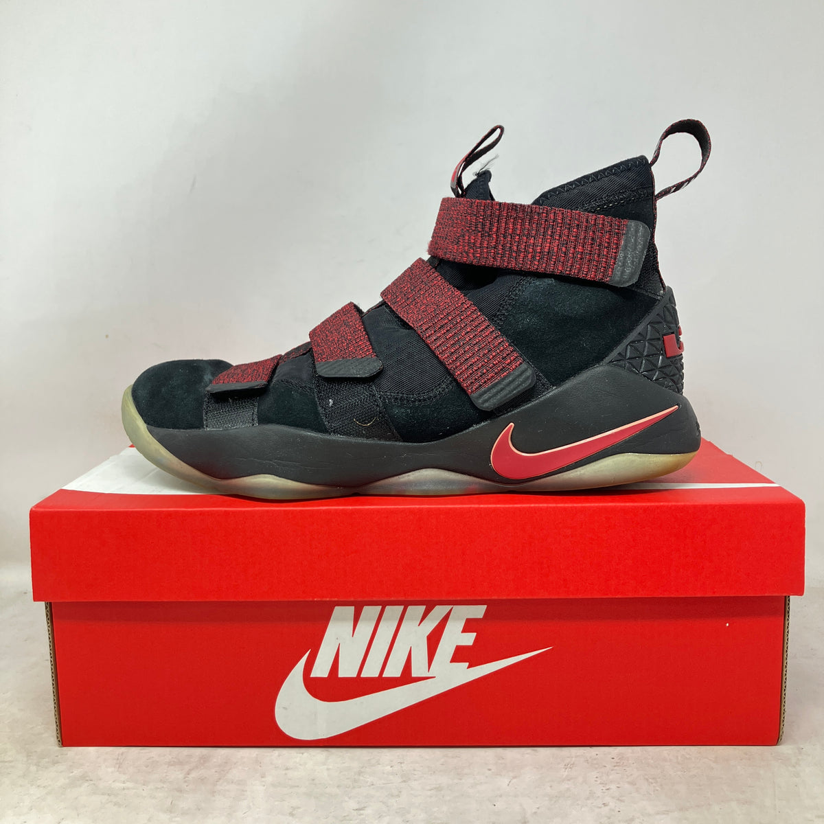 Nike LeBron Soldier 11 Red Stardust