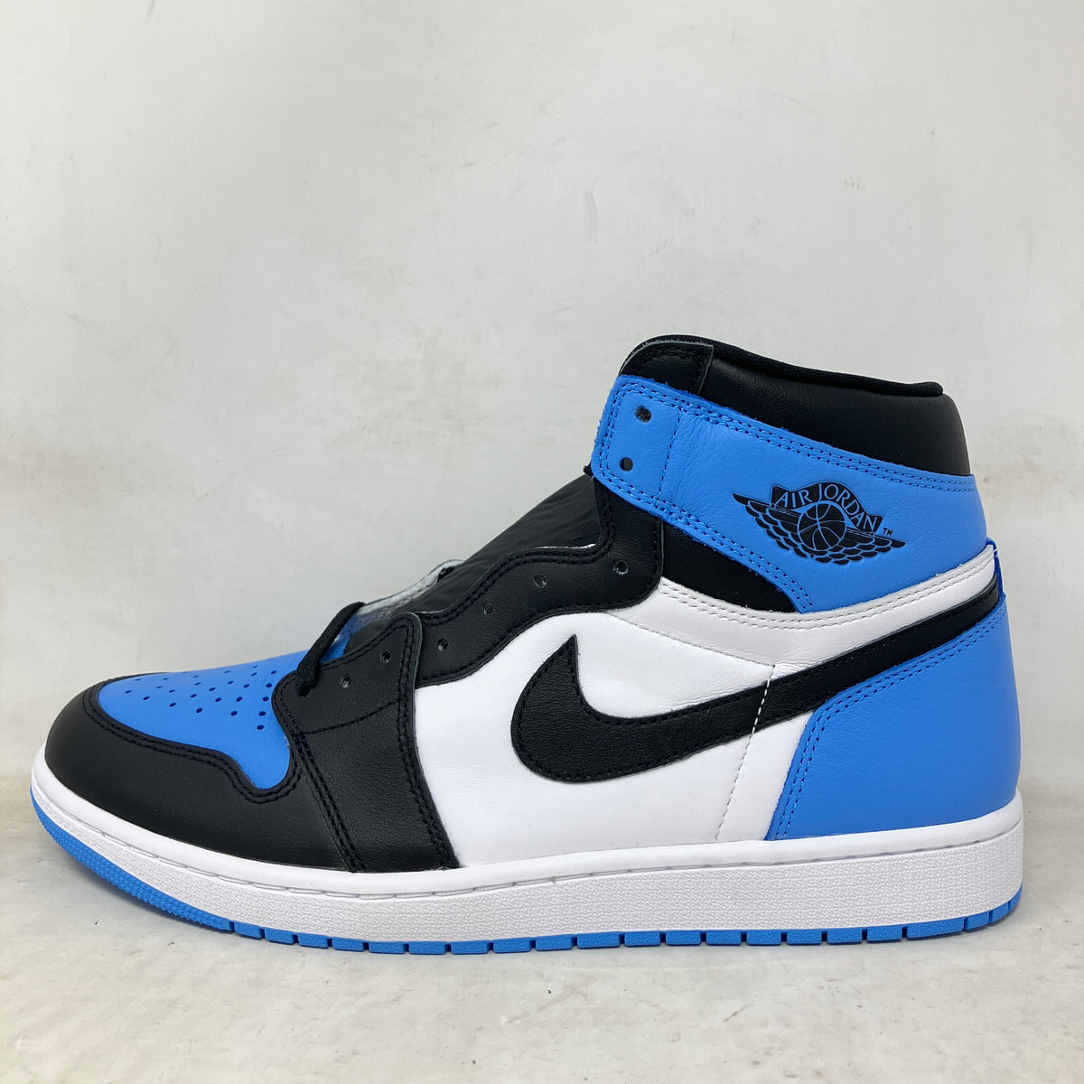 Jordan 1 Retro High OG UNC Toe