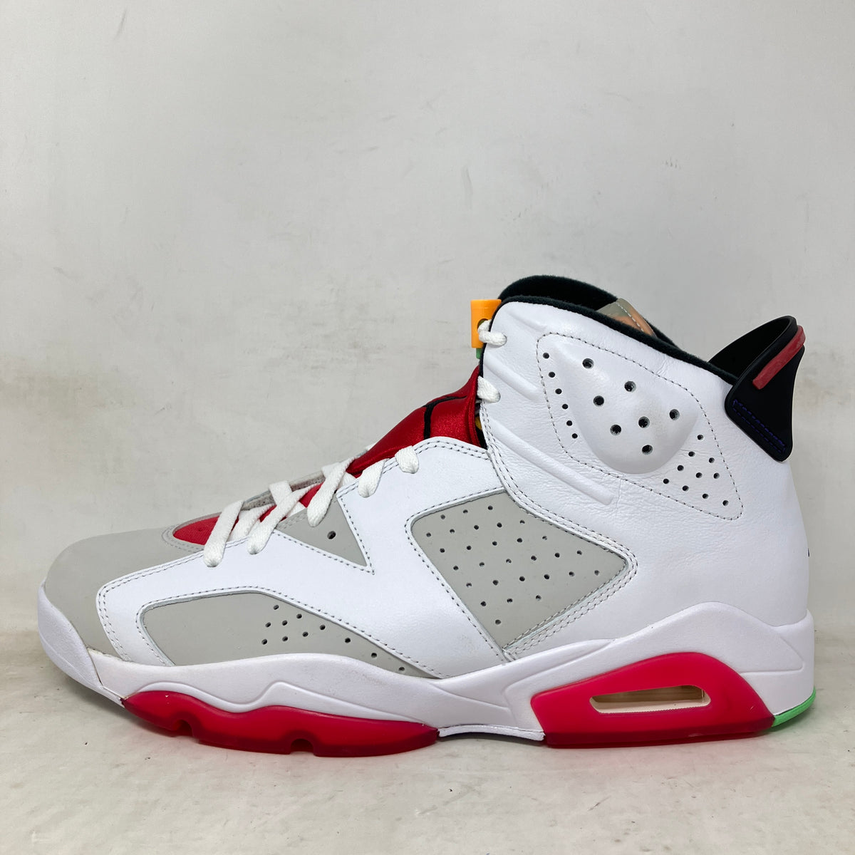Jordan 6 Retro Hare