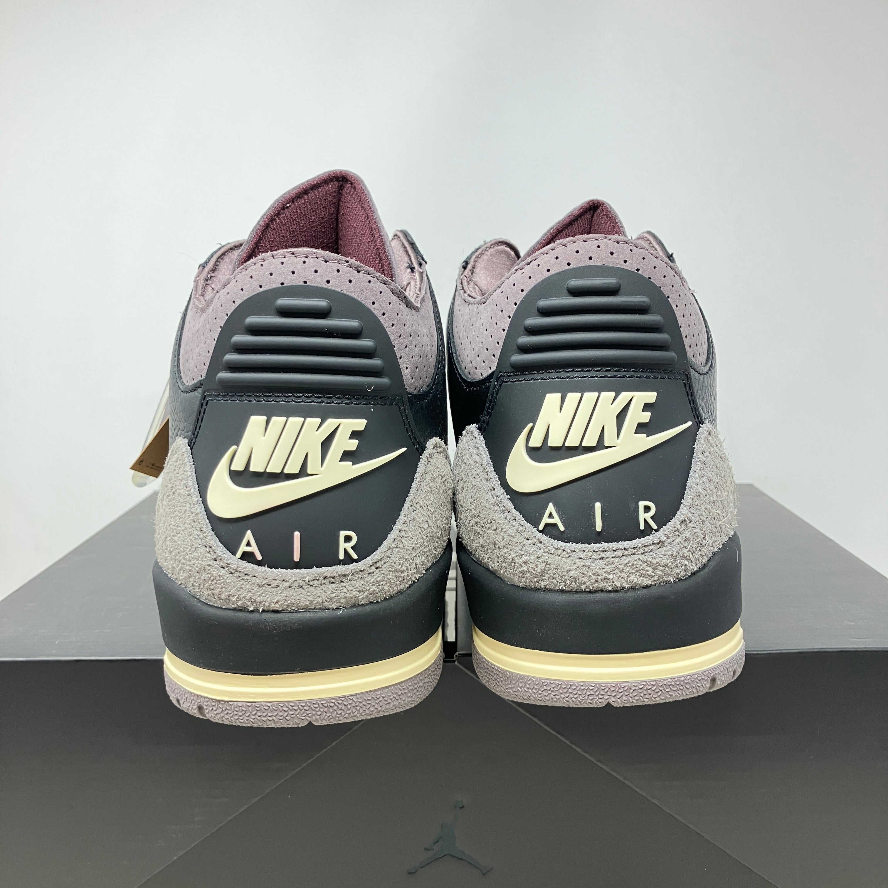 Jordan 3 Retro OG SP A Ma Maniére While You Were Sleeping (Women's)