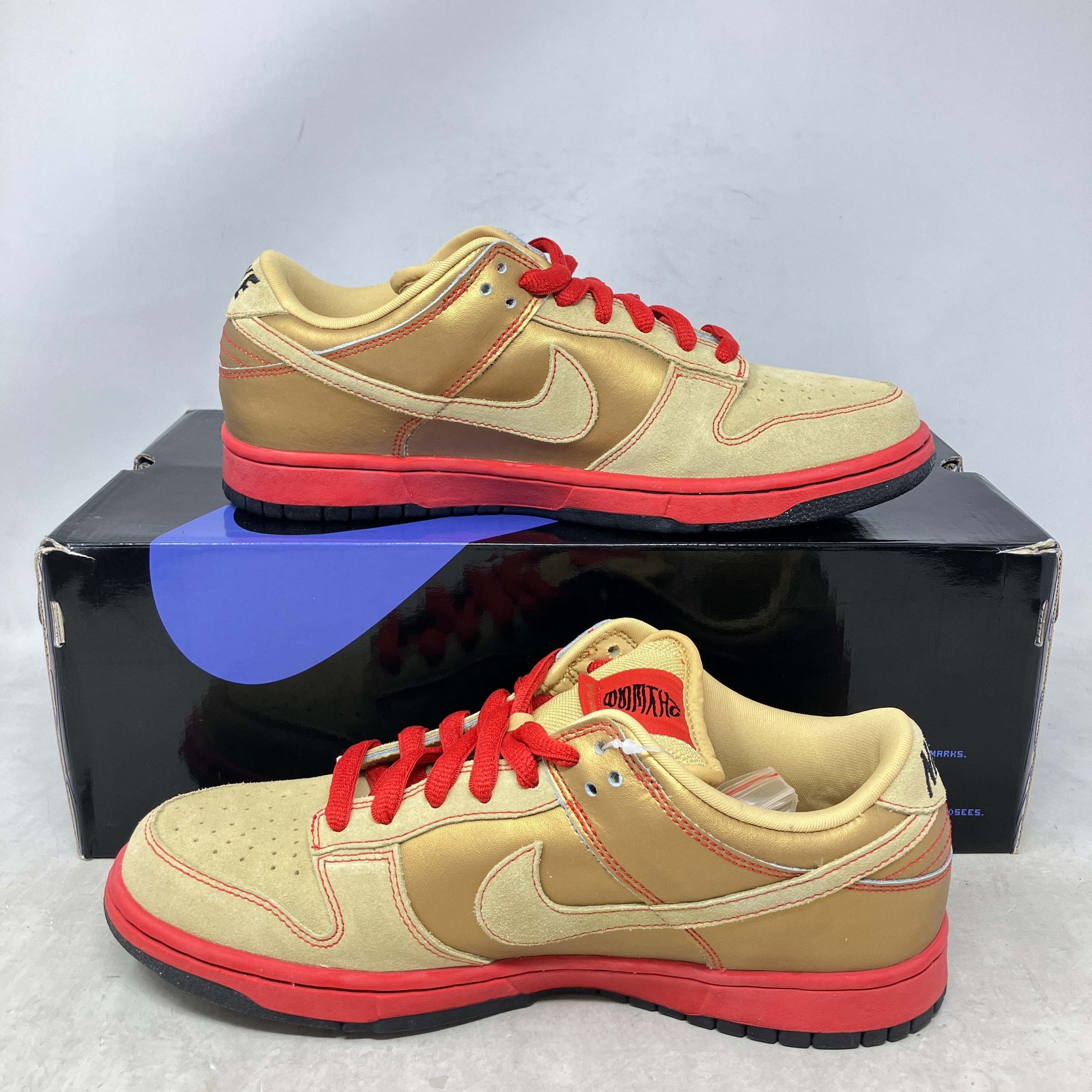 Nike SB Dunk Low Money Cat