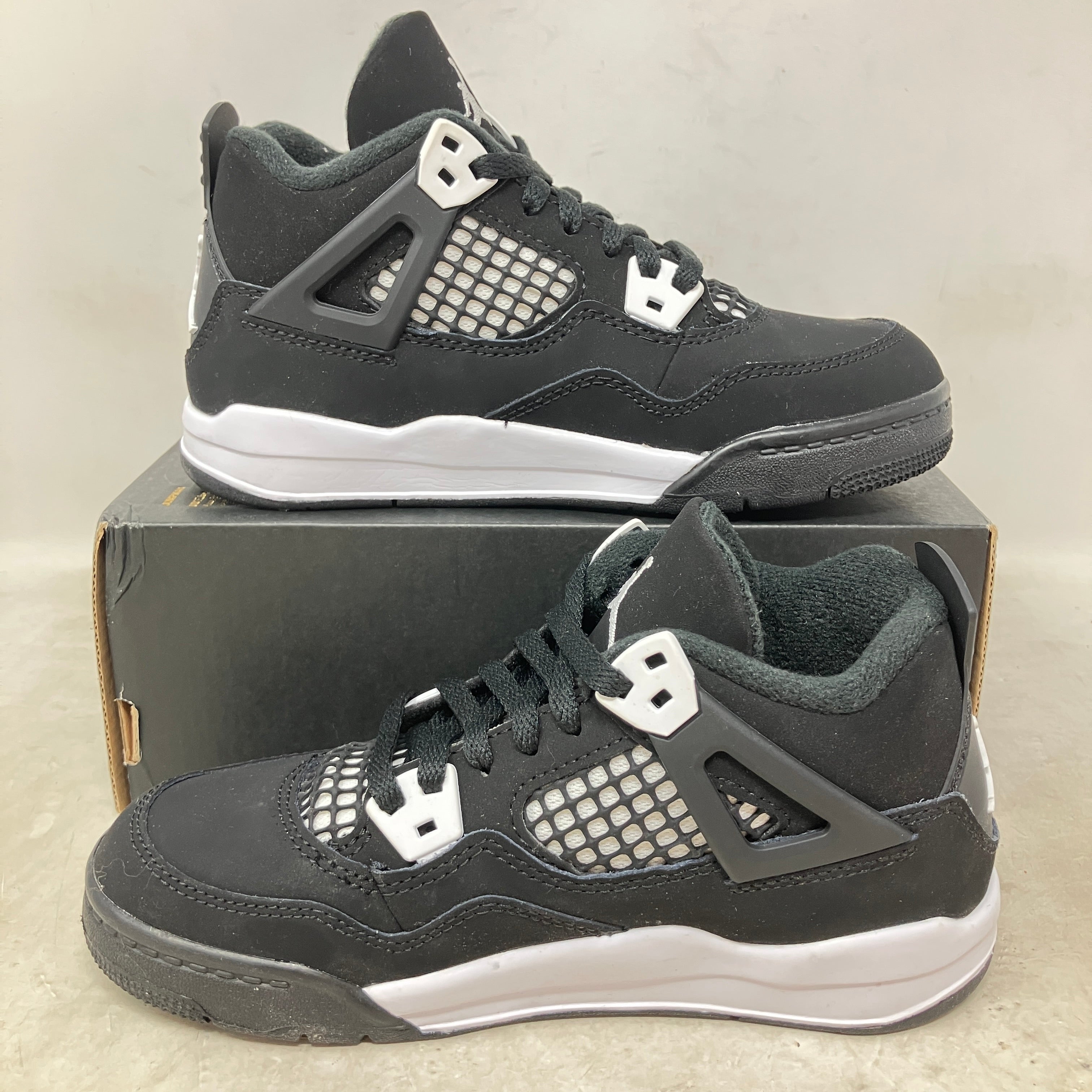 Jordan 4 Retro White Thunder (PS)