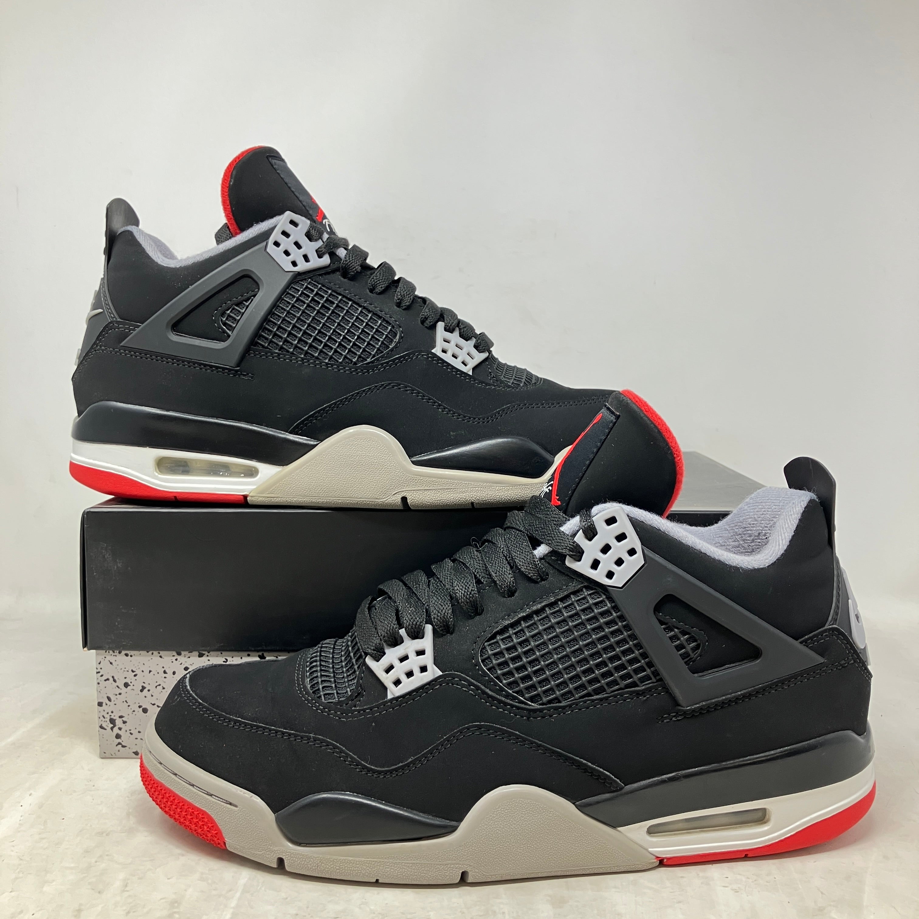 Jordan 4 Retro Bred (2019)