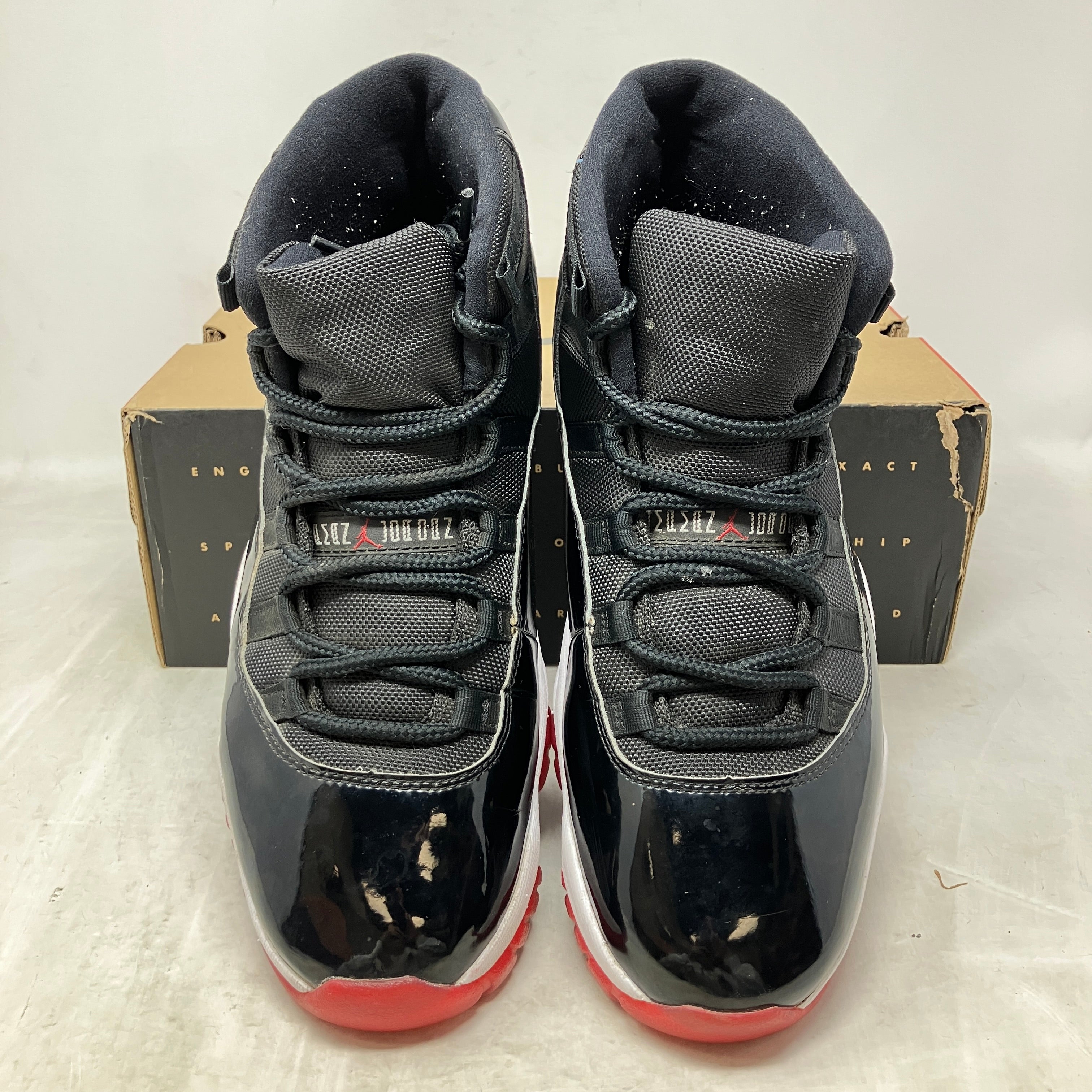 Jordan 11 Retro Playoffs Bred (2019)