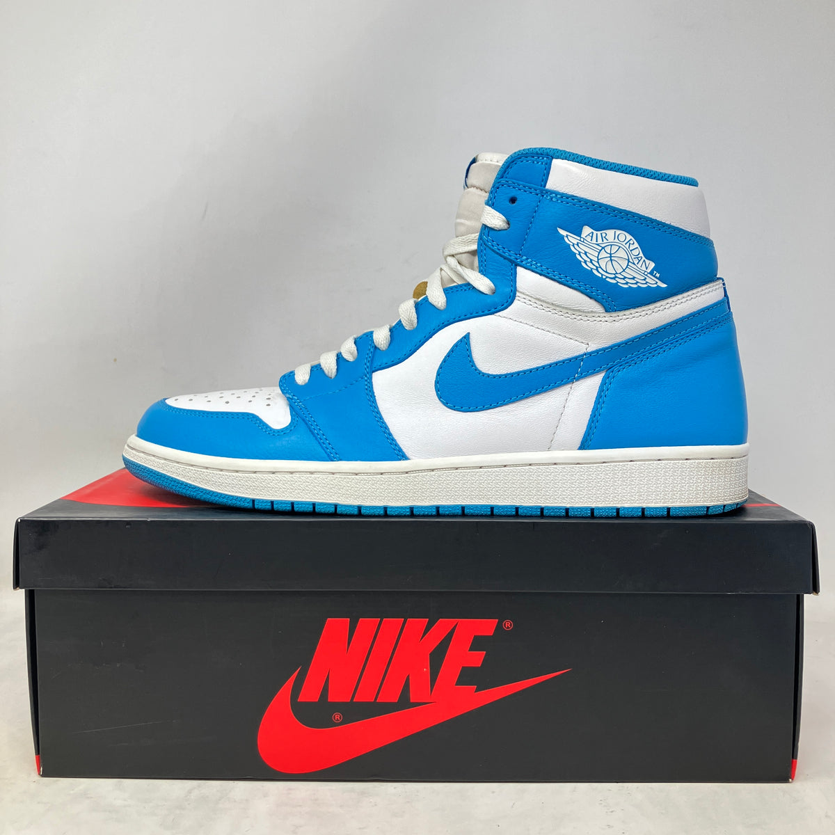 Jordan 1 Retro High OG UNC