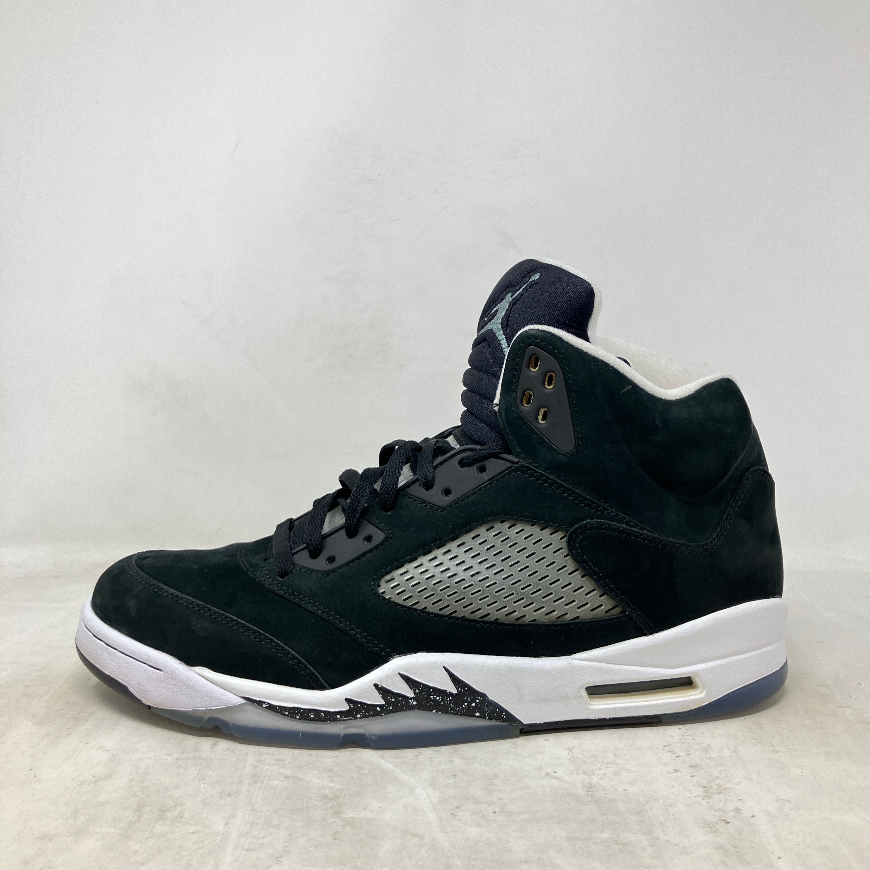 Jordan 5 Retro Oreo (2013) – Hidden Realm