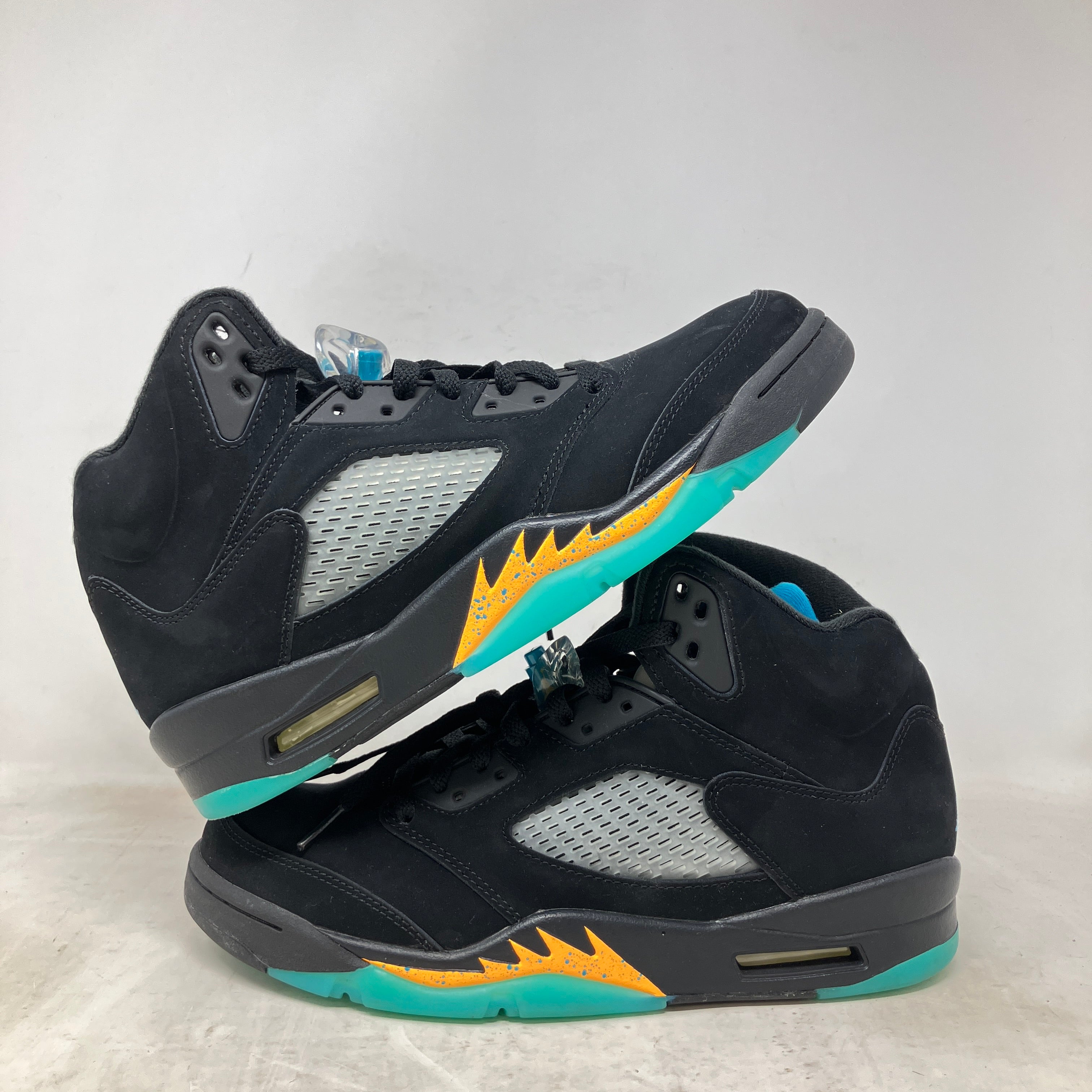 Jordan 5 Retro Aqua