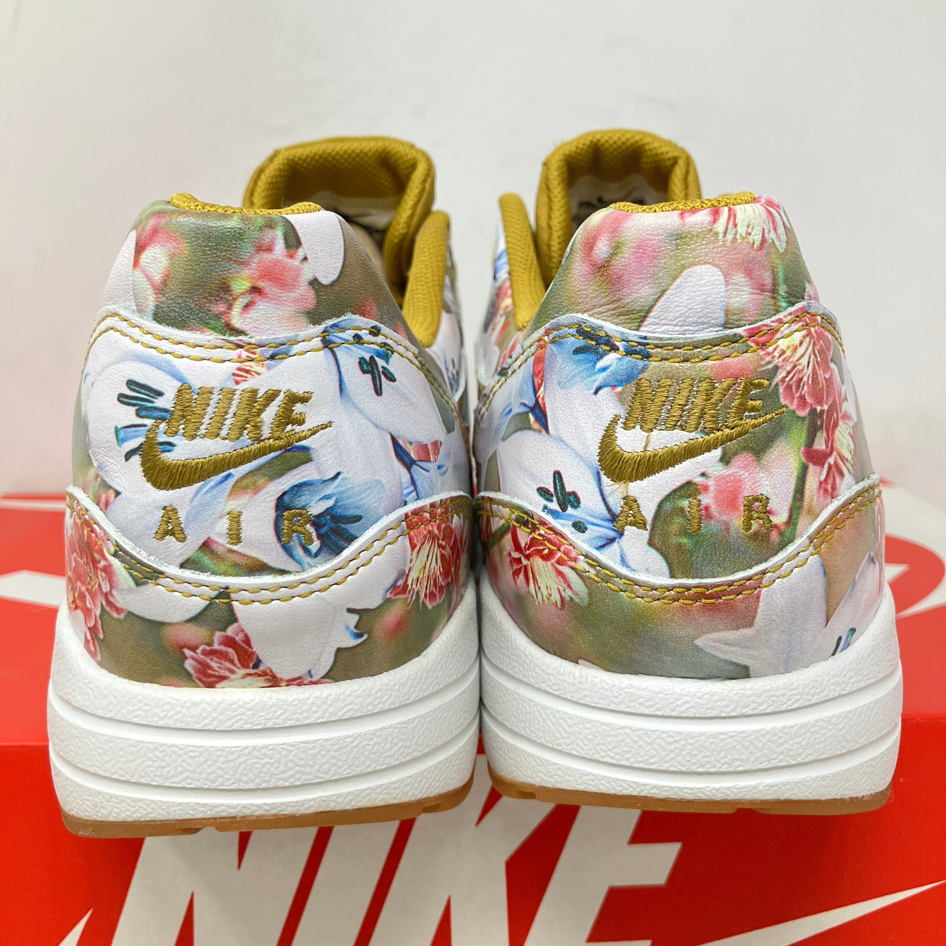 Nike Air Max 1 Milan City Collection (Women's)
