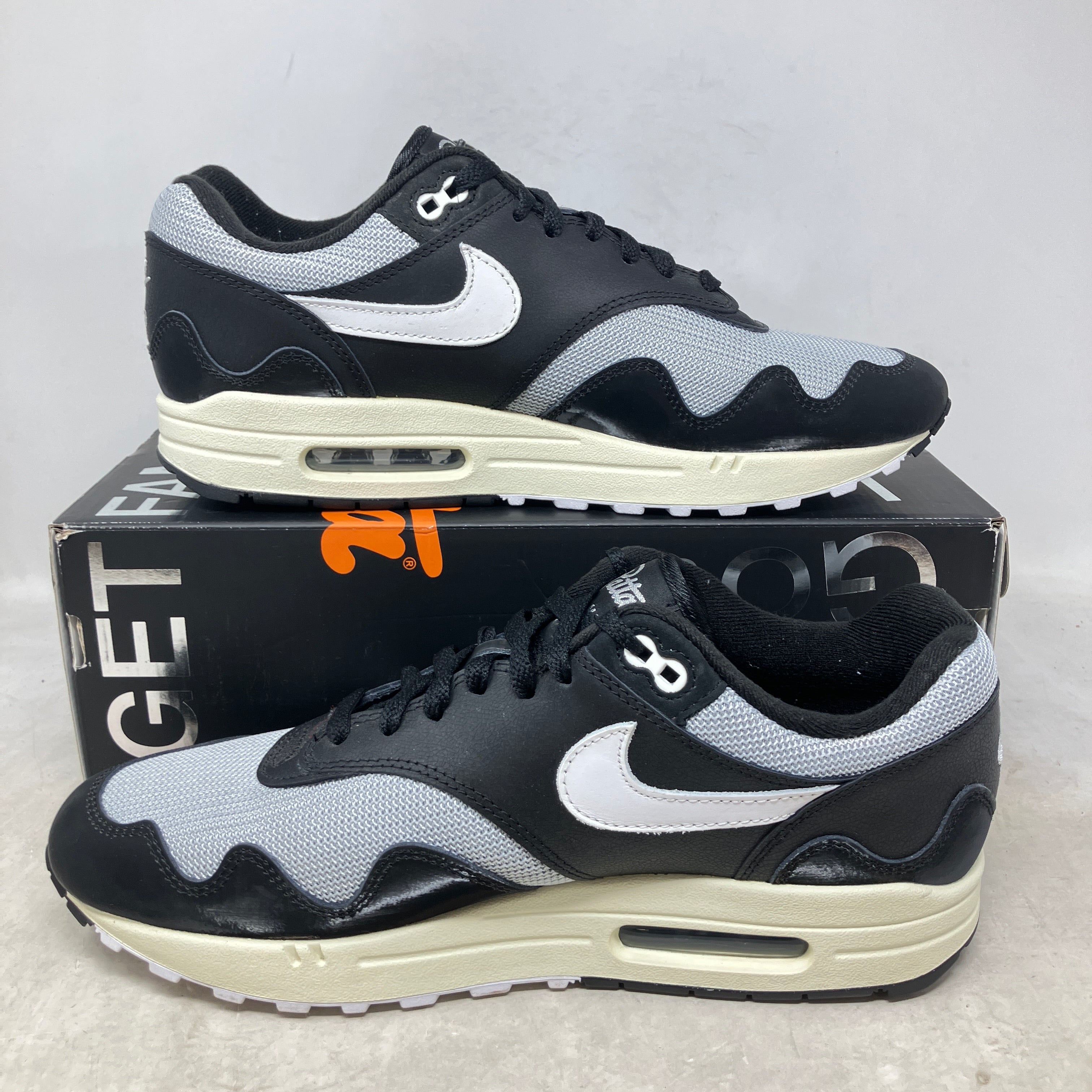 Nike Air Max 1 Patta Waves Black (with Bracelet)