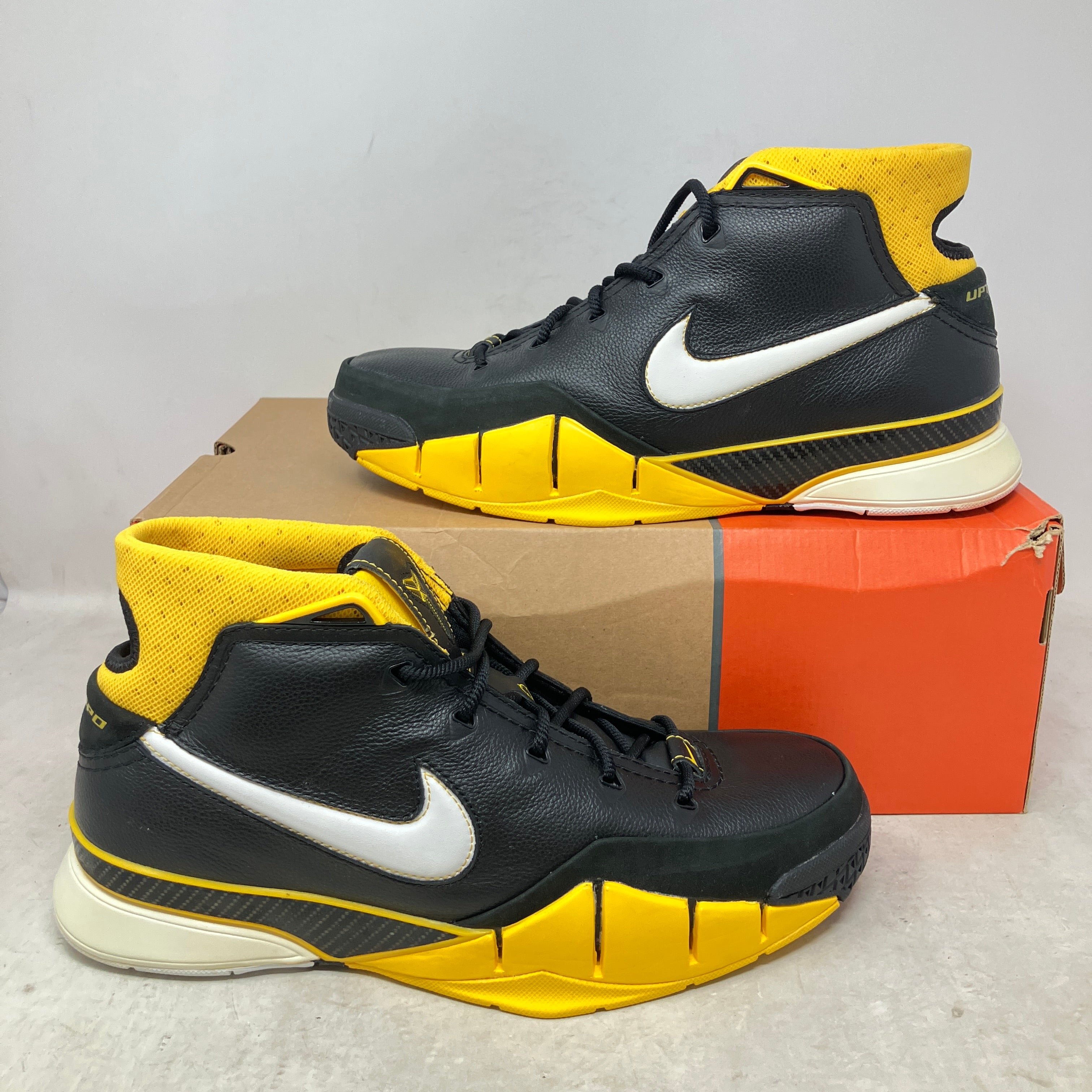 Nike Kobe 1 Black Maize