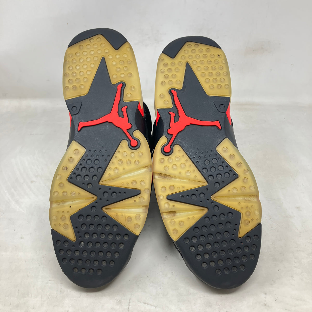 Jordan 6 Retro Black Infrared (2019)