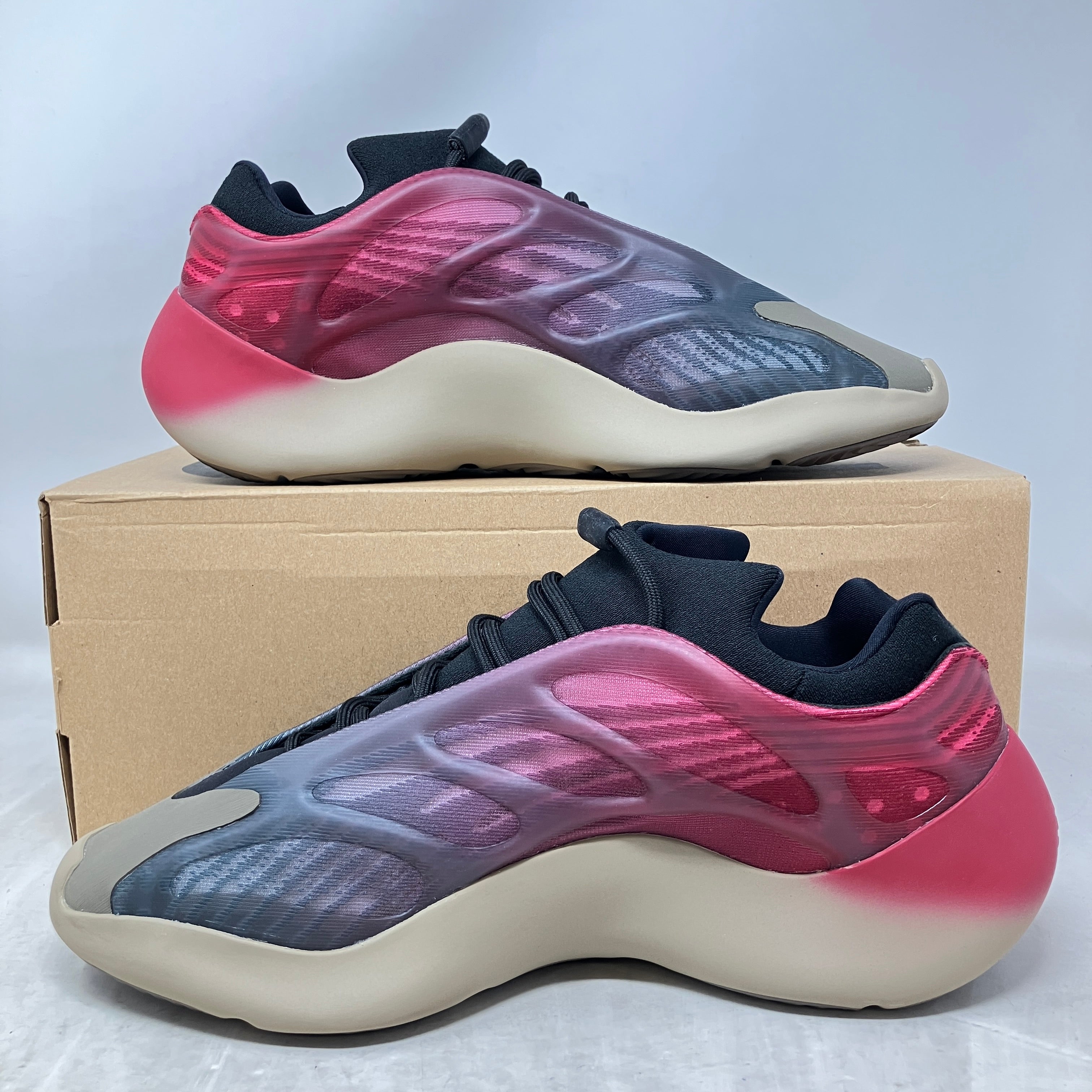 adidas Yeezy 700 V3 Fade Carbon