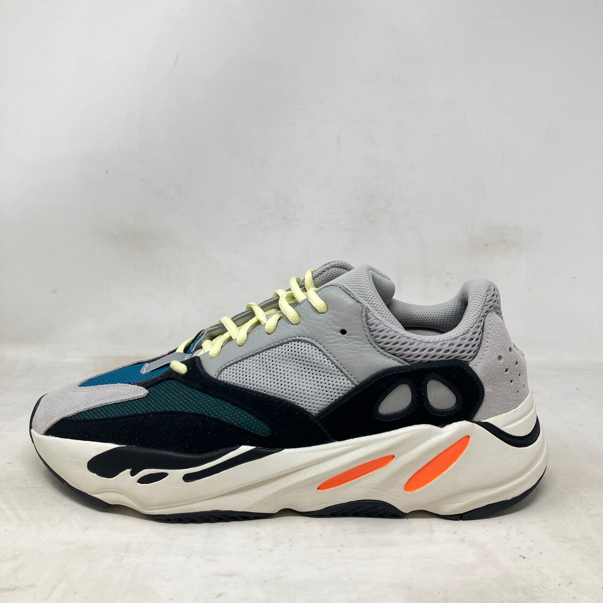adidas Yeezy Boost 700 Wave Runner