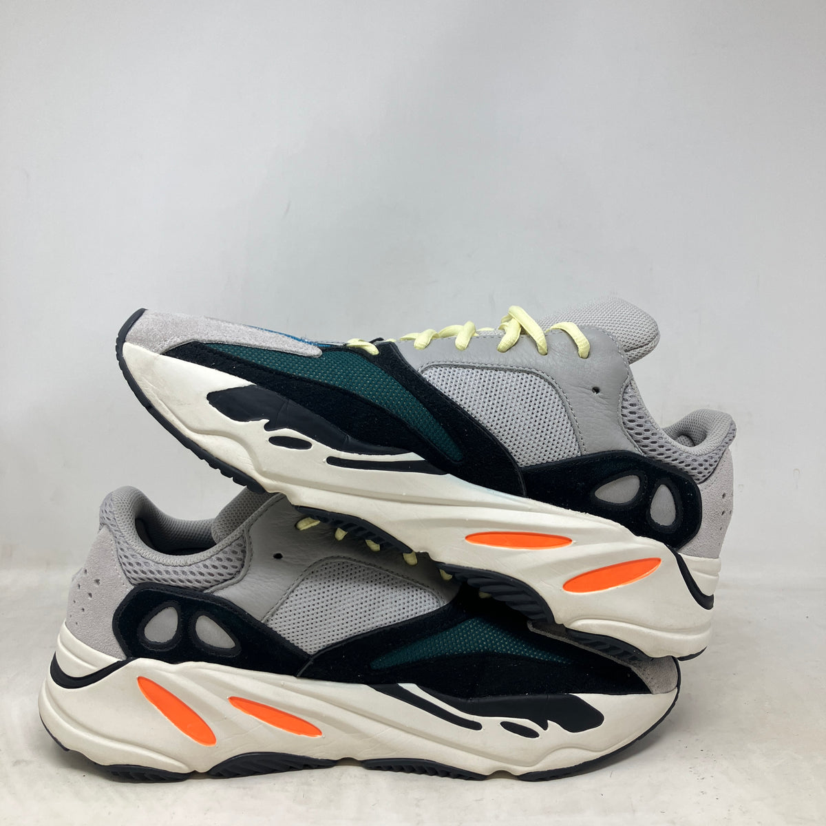 adidas Yeezy Boost 700 Wave Runner