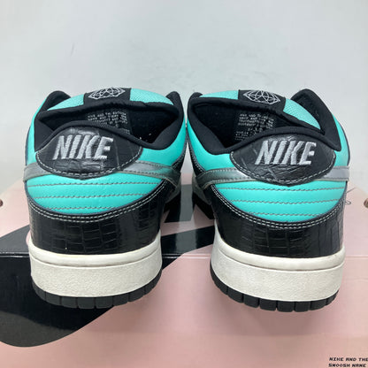 Nike SB Dunk Low Diamond Supply Co.