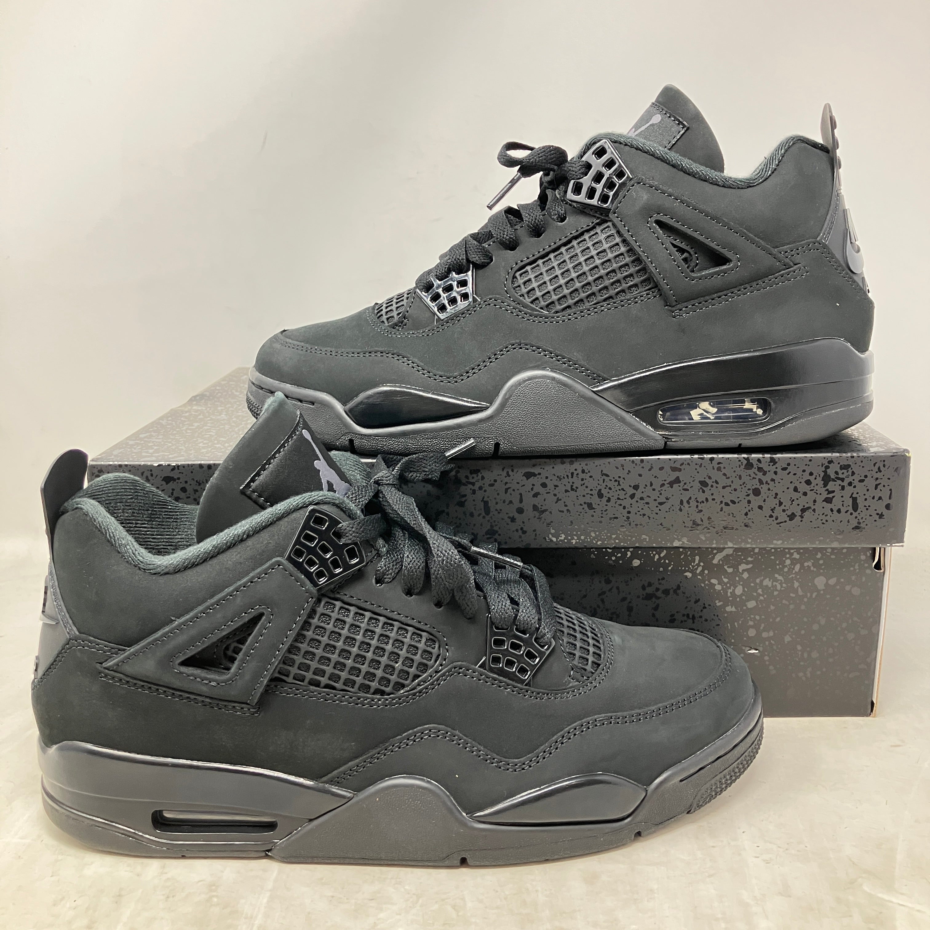 Jordan 4 Retro Black Cat (2025)