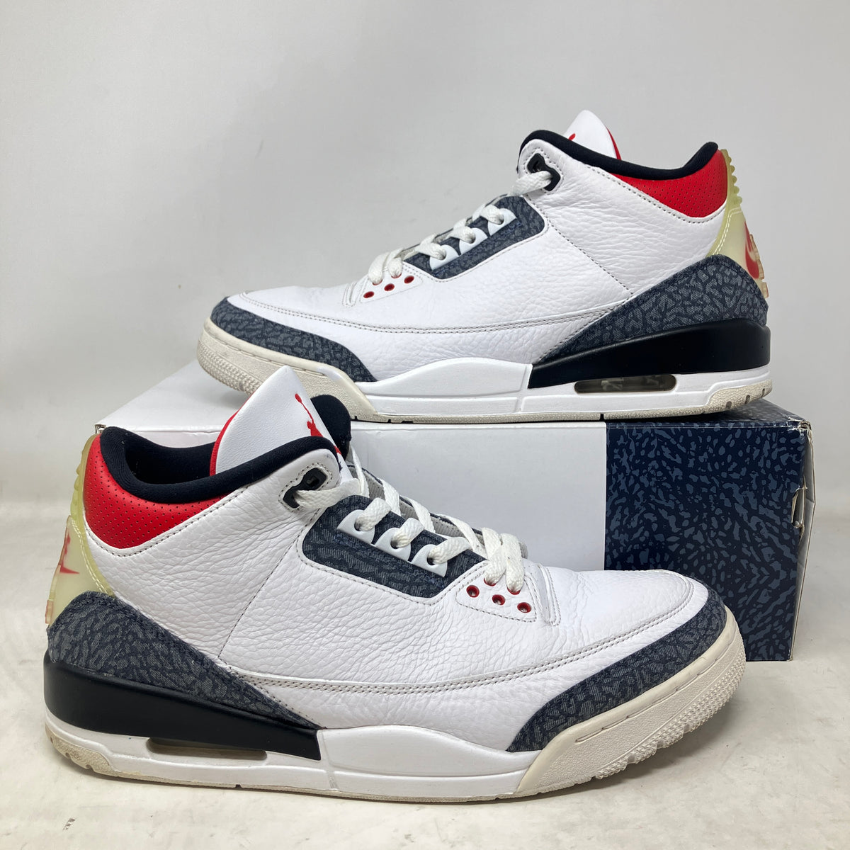 Jordan 3 Retro SE Fire Red Denim (2020)
