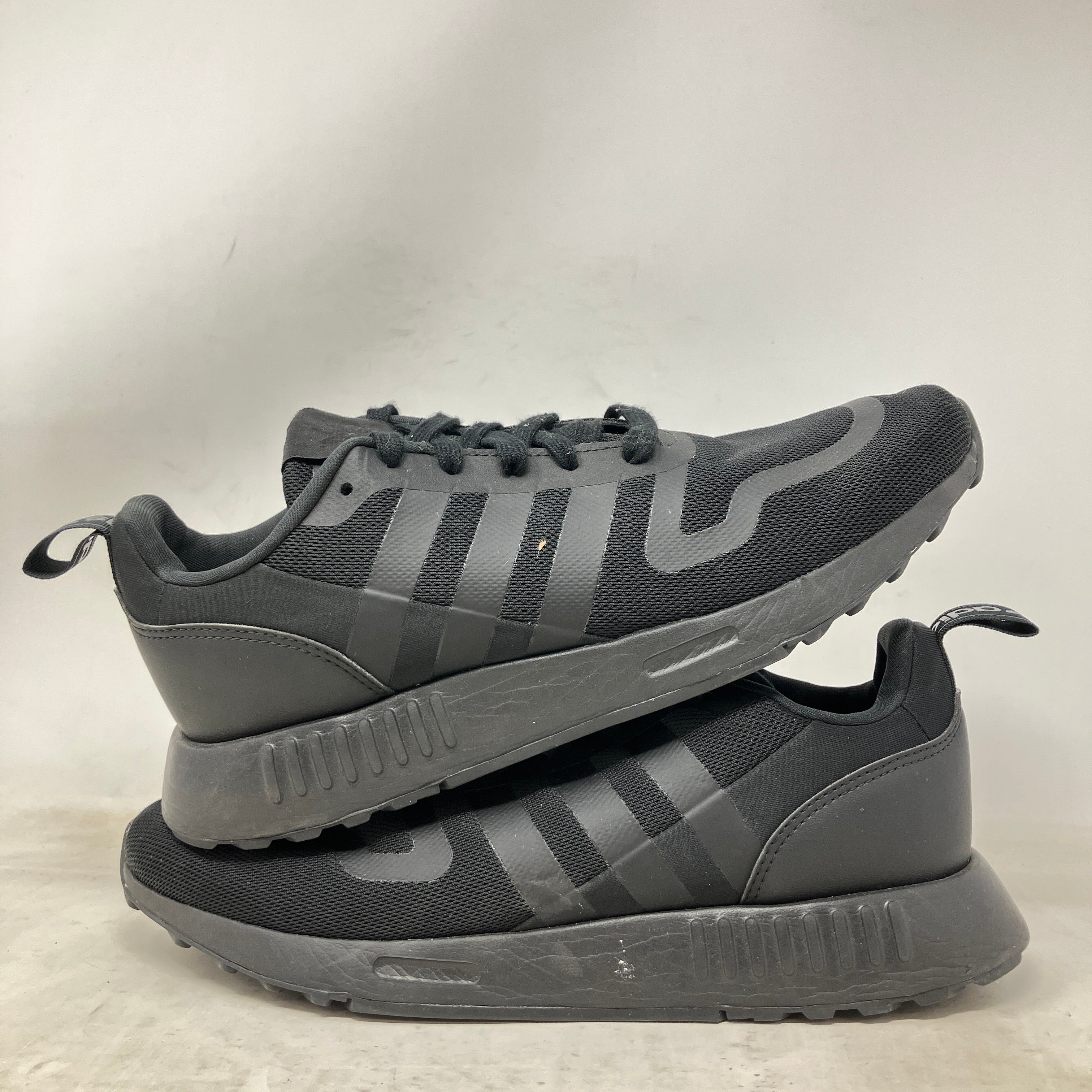 adidas Mulix Triple Black