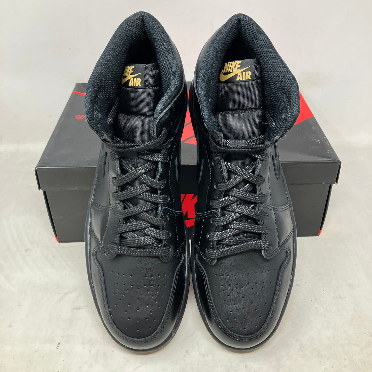 Jordan 1 Retro Black Gum