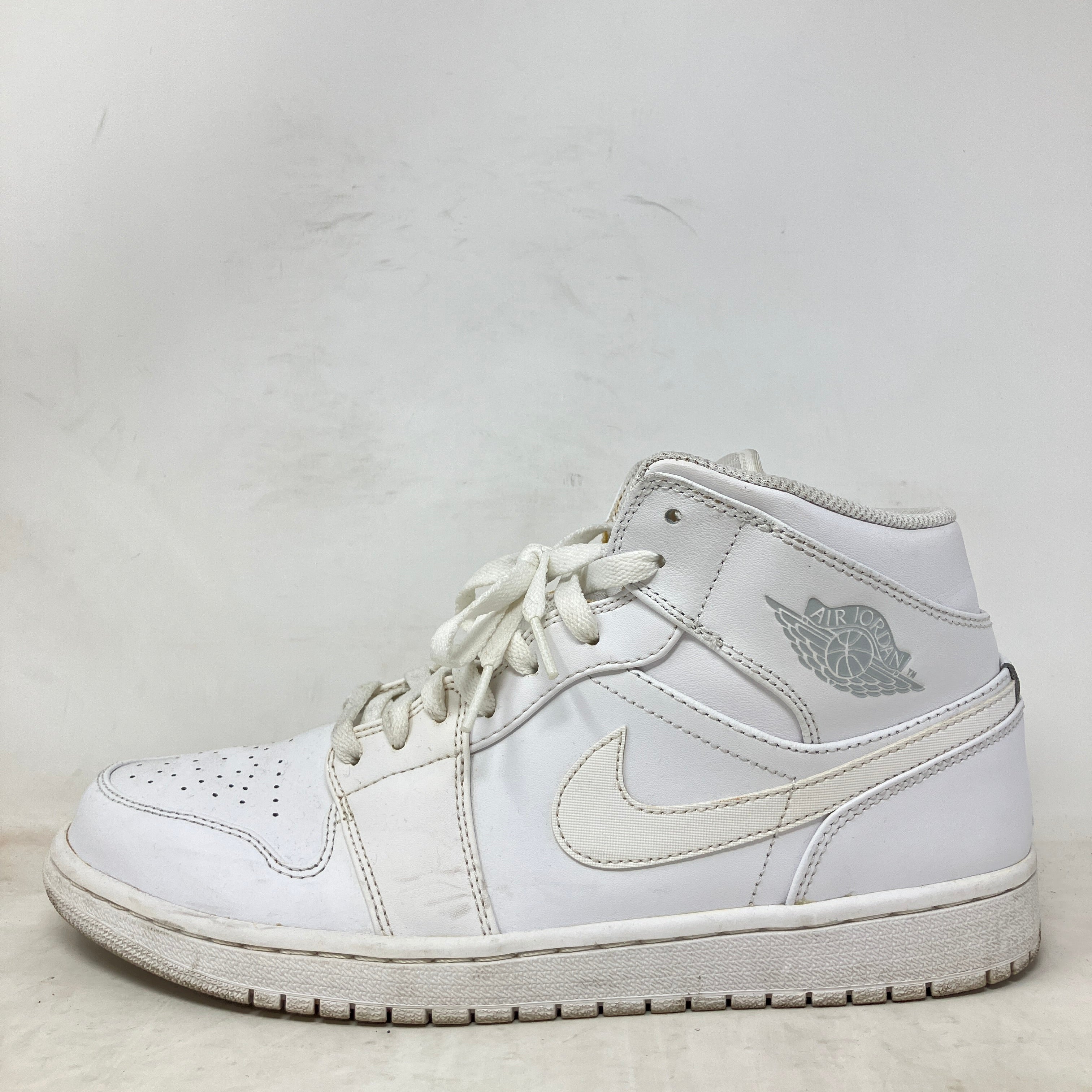 Jordan 1 Mid White/Pure Platinum
