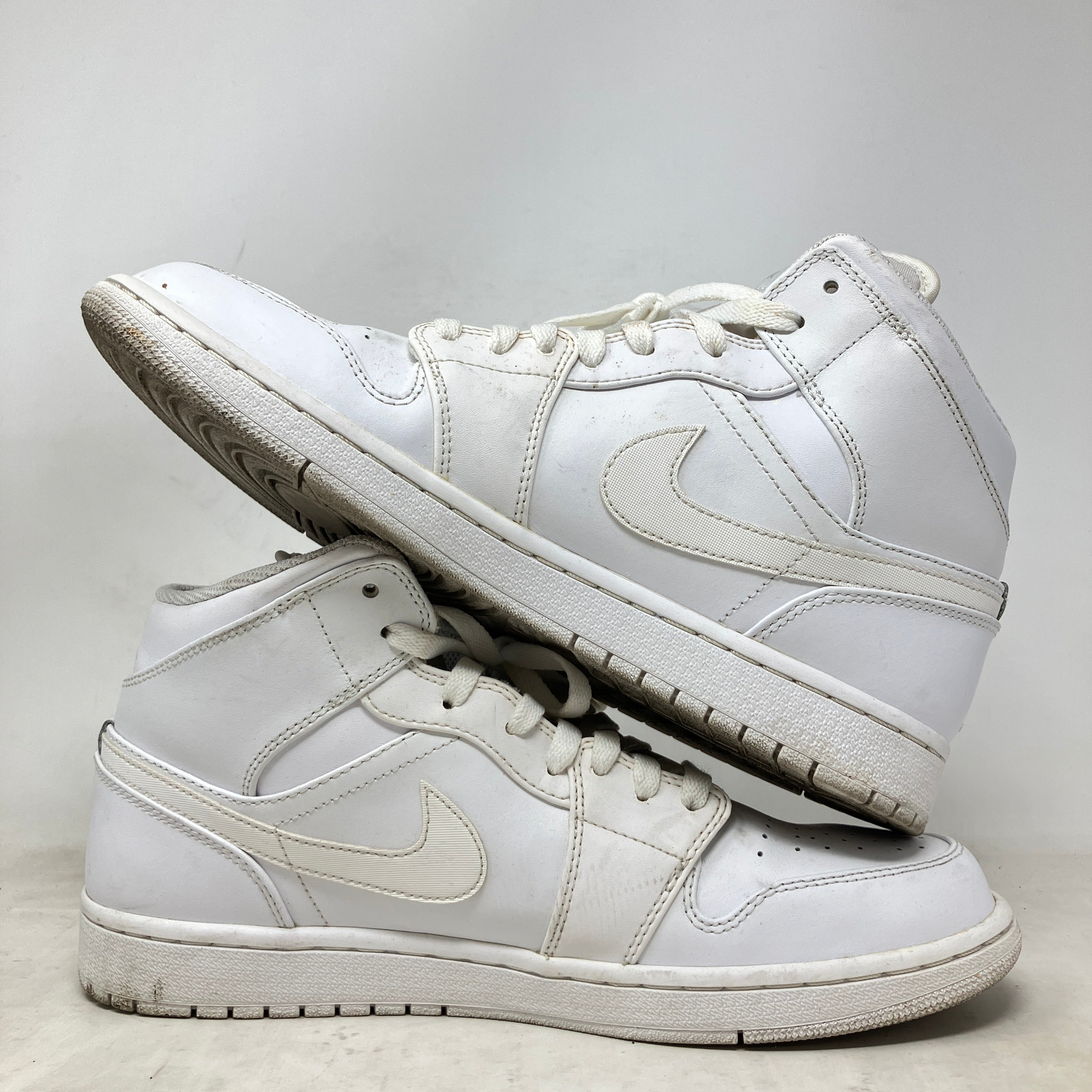Jordan 1 Mid White/Pure Platinum