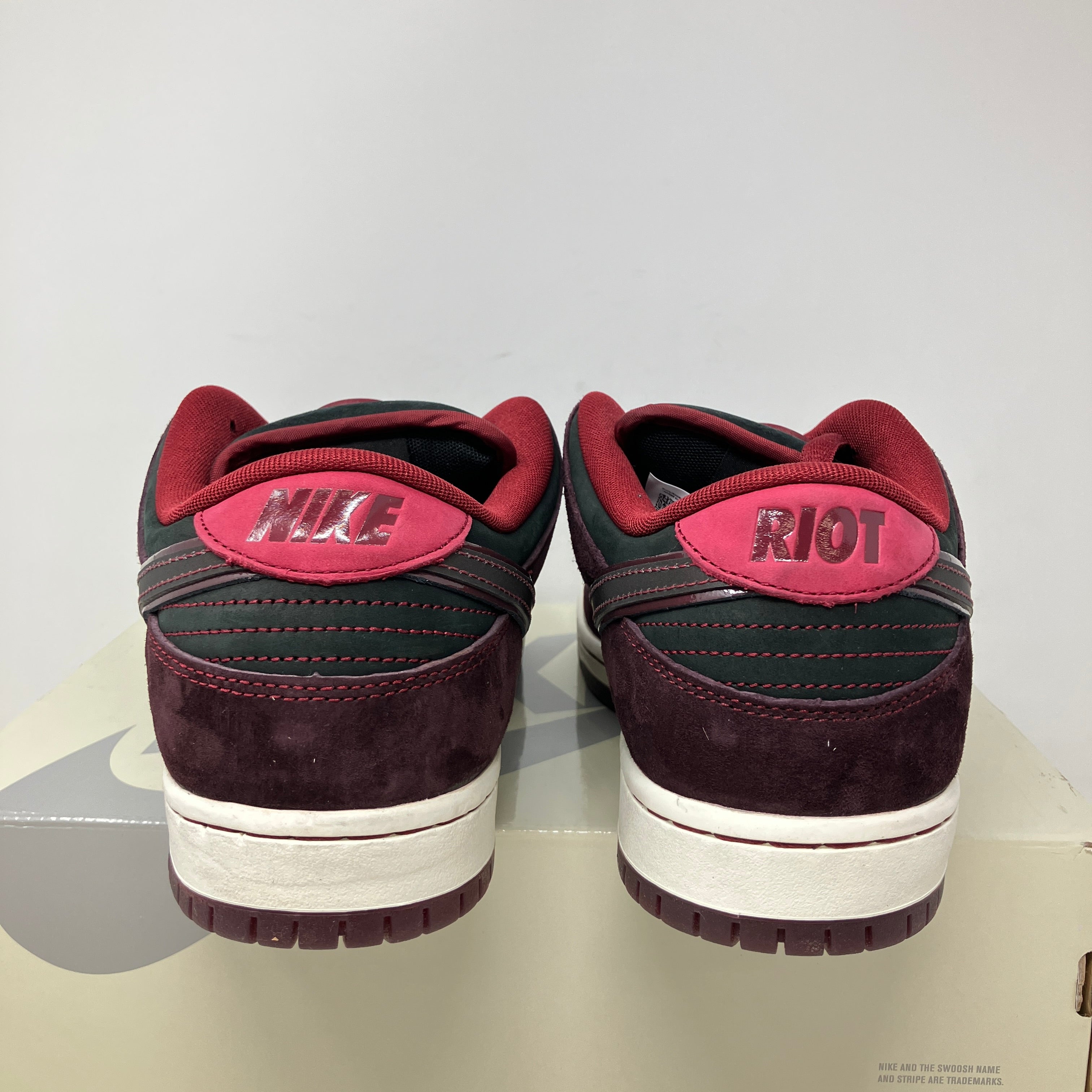 Nike SB Dunk Low Riot Skateshop