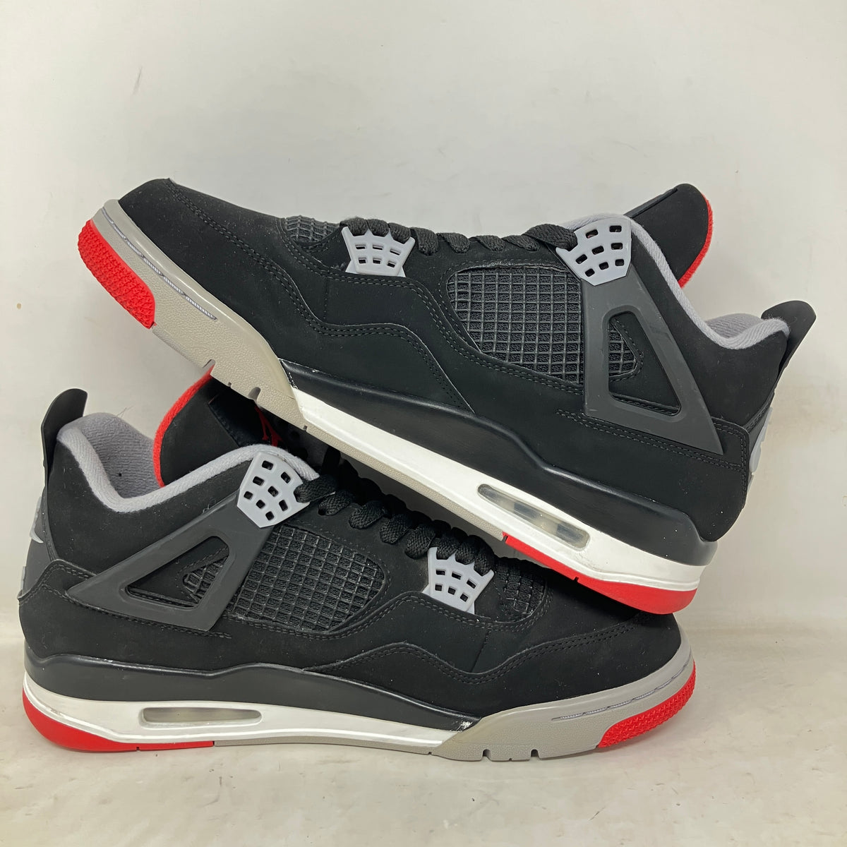 Jordan 4 Retro Bred (2019)