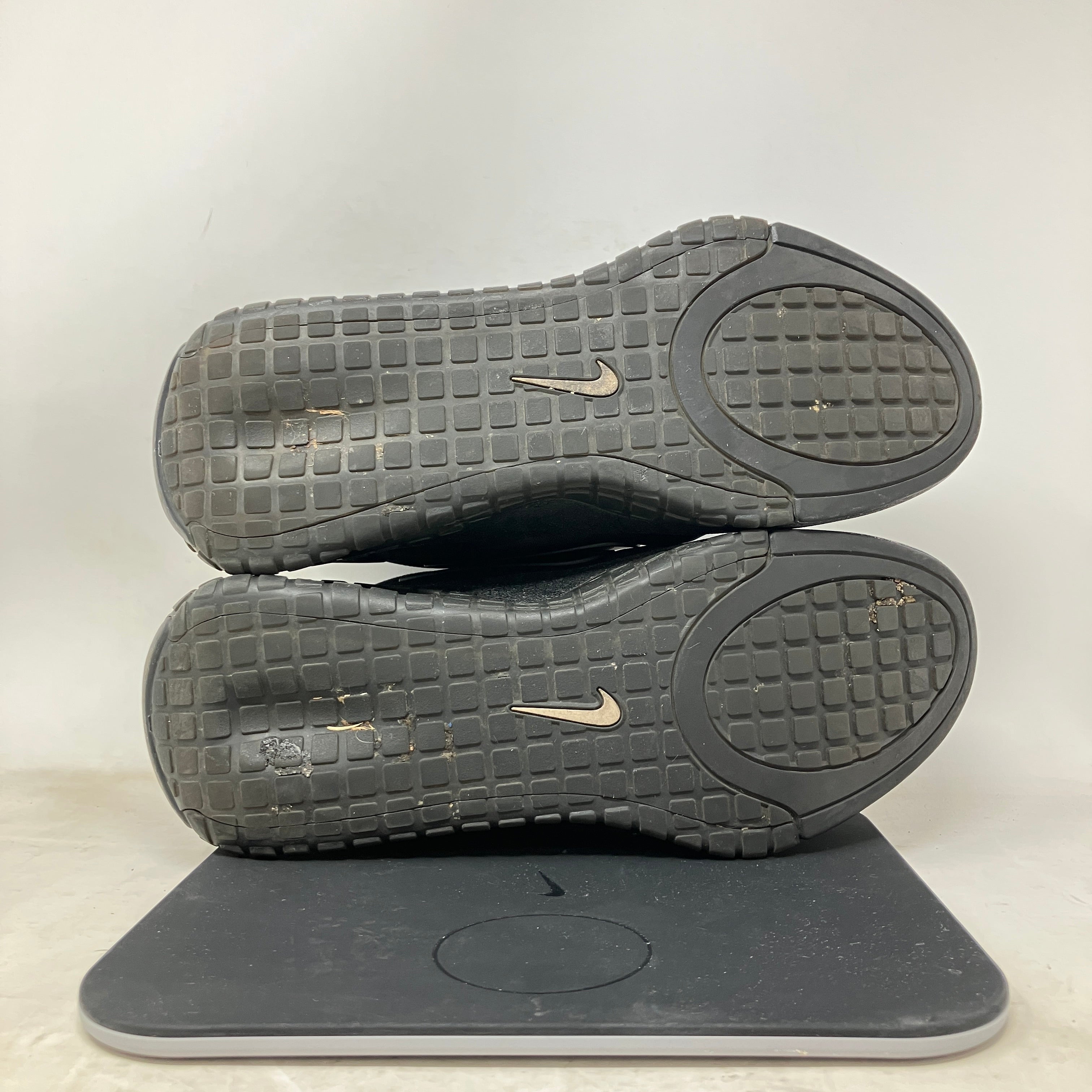 Nike Adapt Auto Max Triple Black (US Charger)