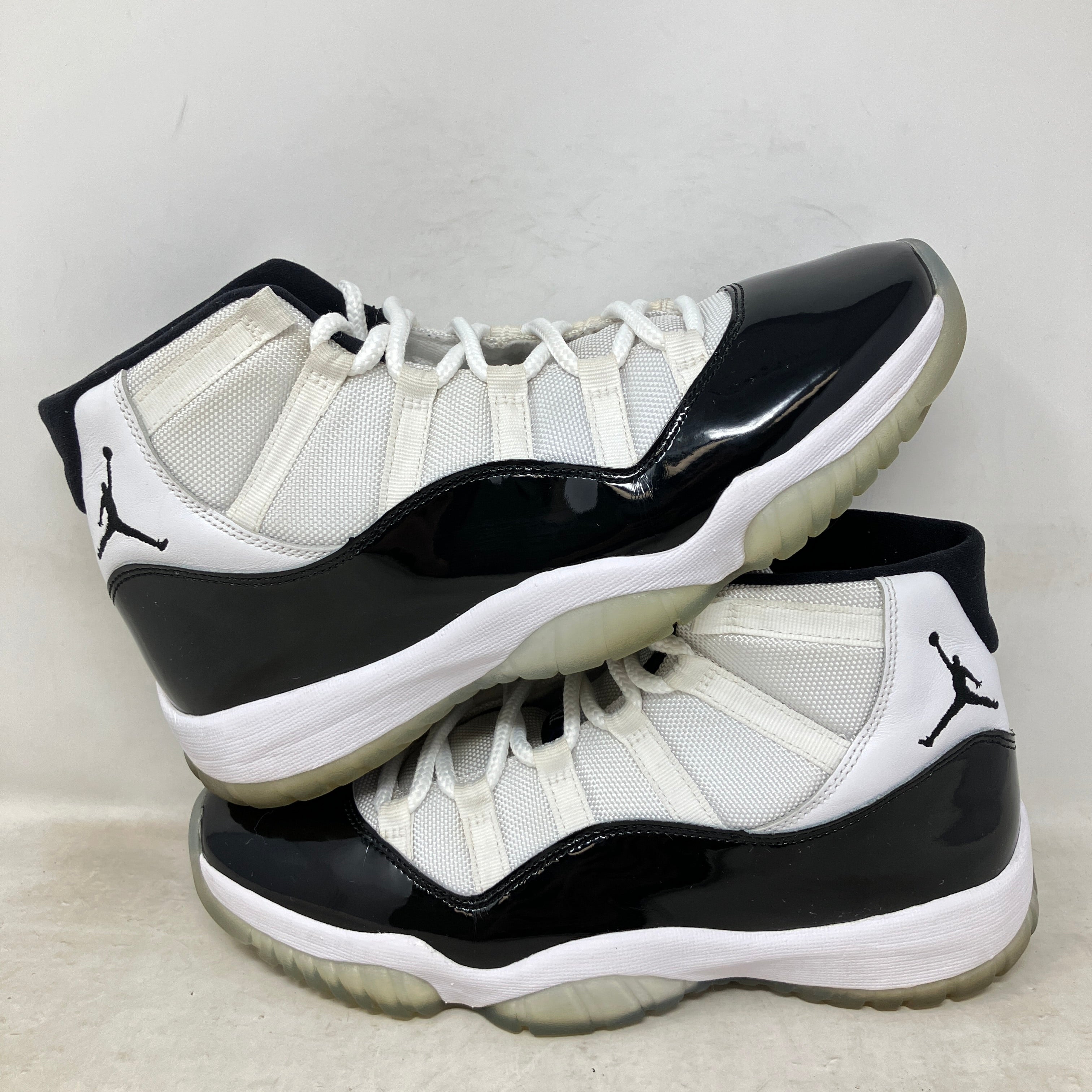 Jordan 11 Retro Concord (2018) – Hidden Realm