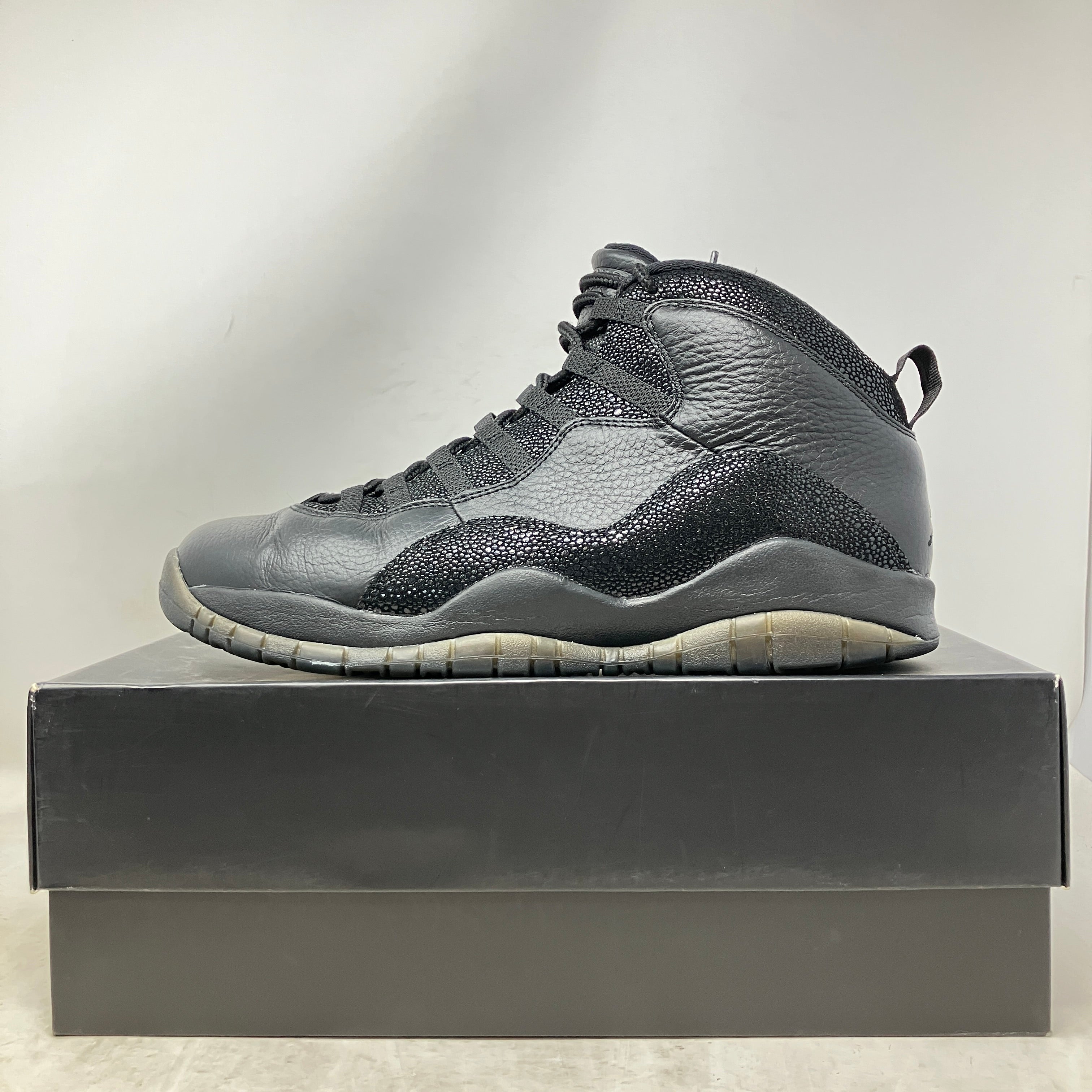 Jordan 10 Retro Drake OVO Black