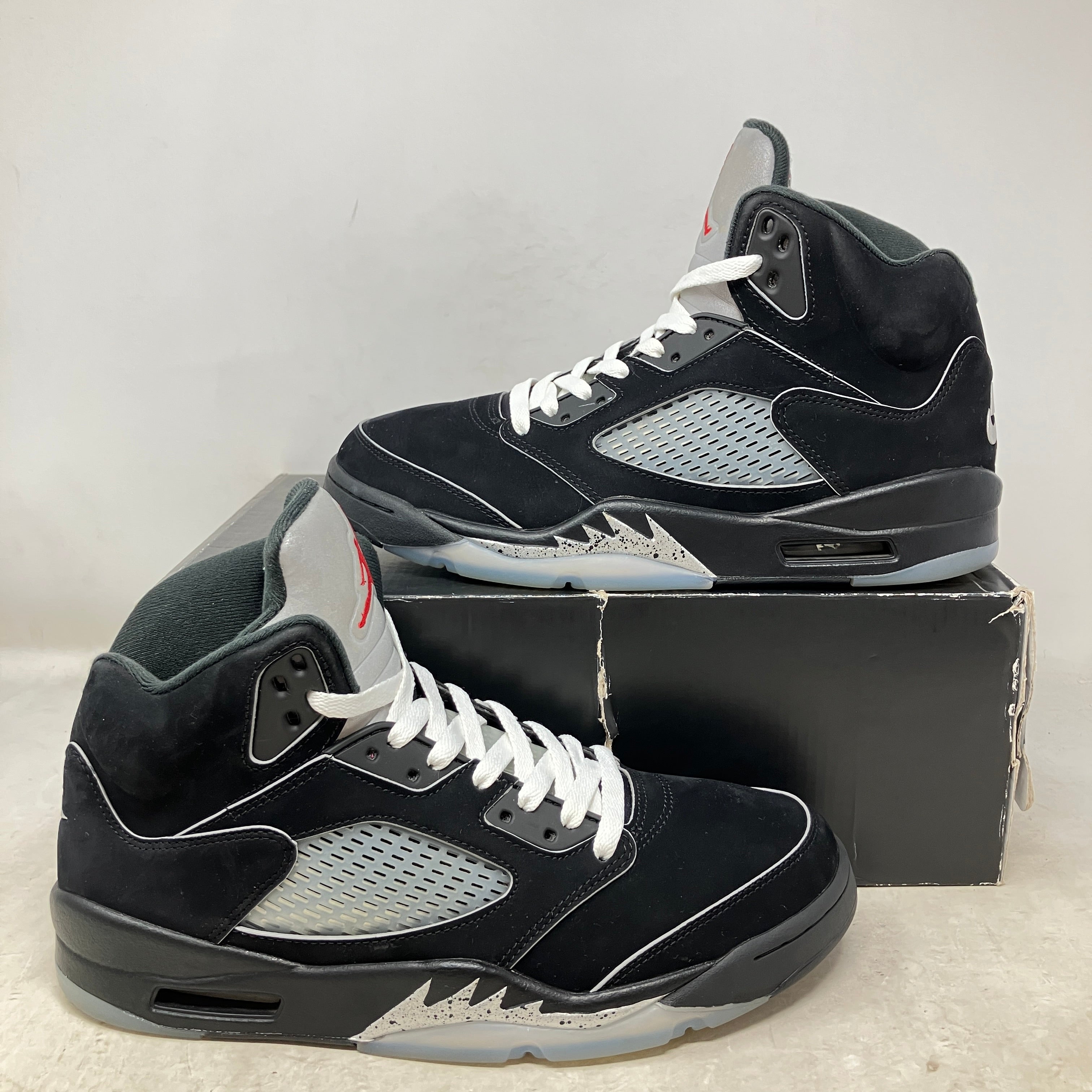 Jordan 5 Retro OG Black Metallic Reimagined