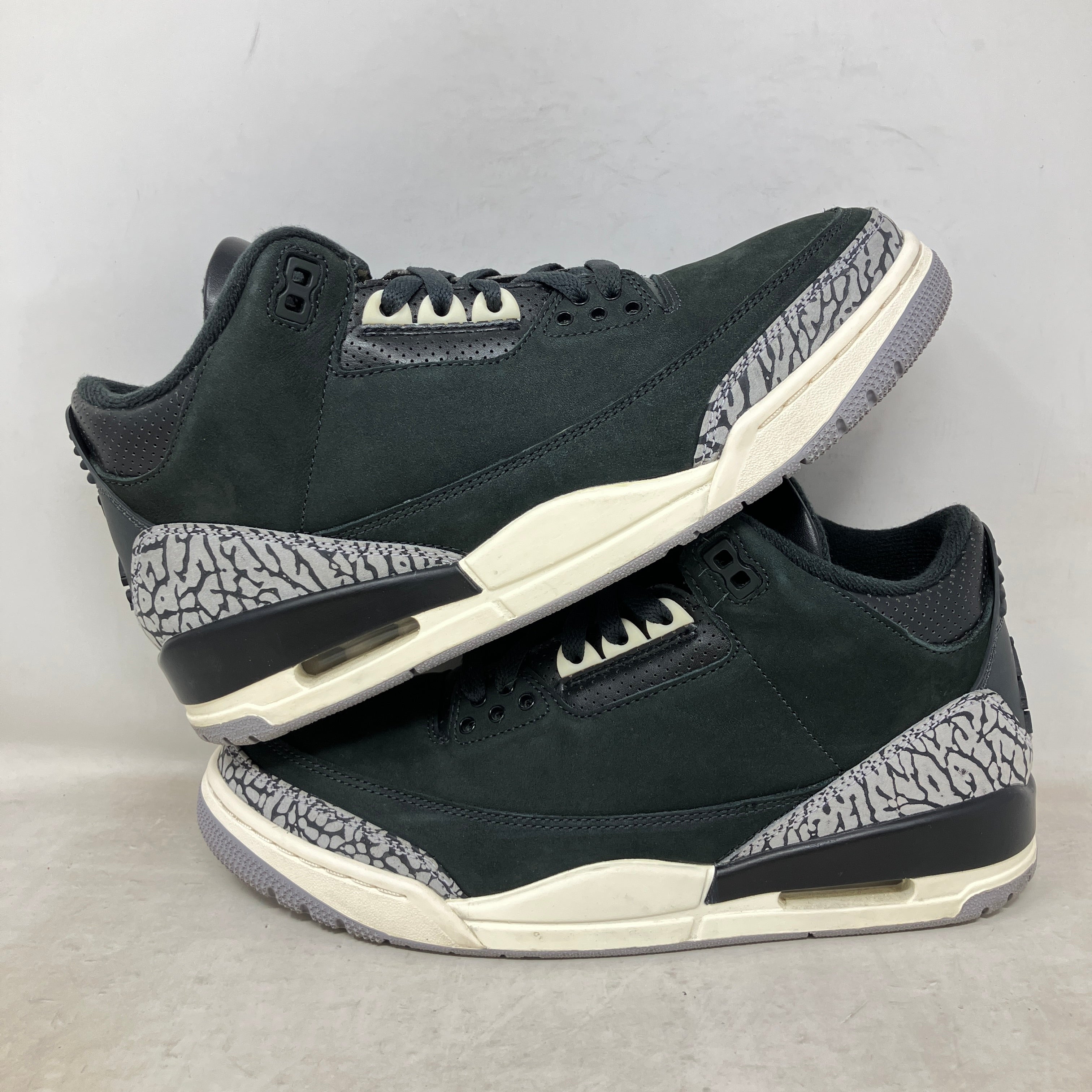 Jordan 3 Retro Off Noir (Women's)