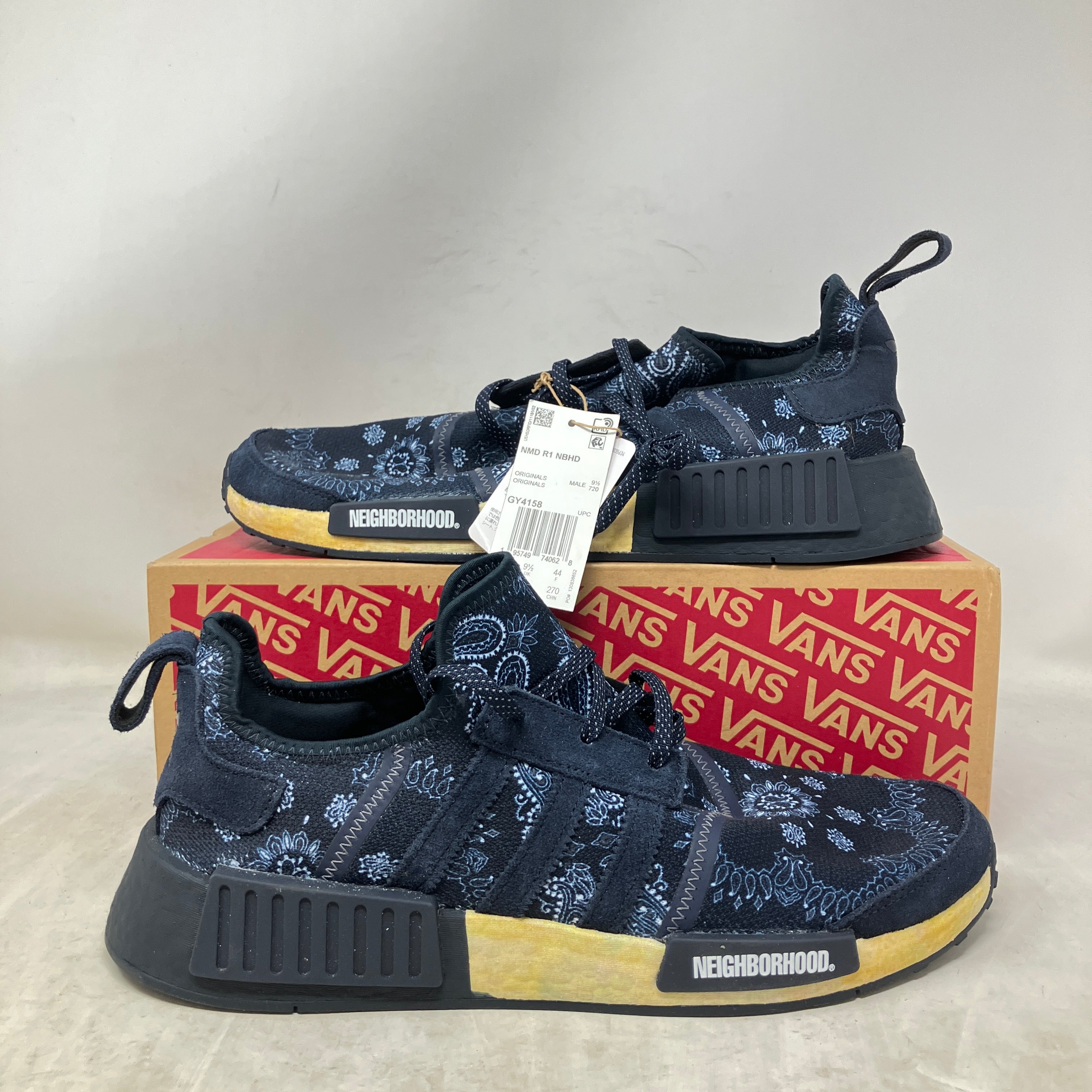 adidas NMD R1 Neighborhood Paisley Night Navy