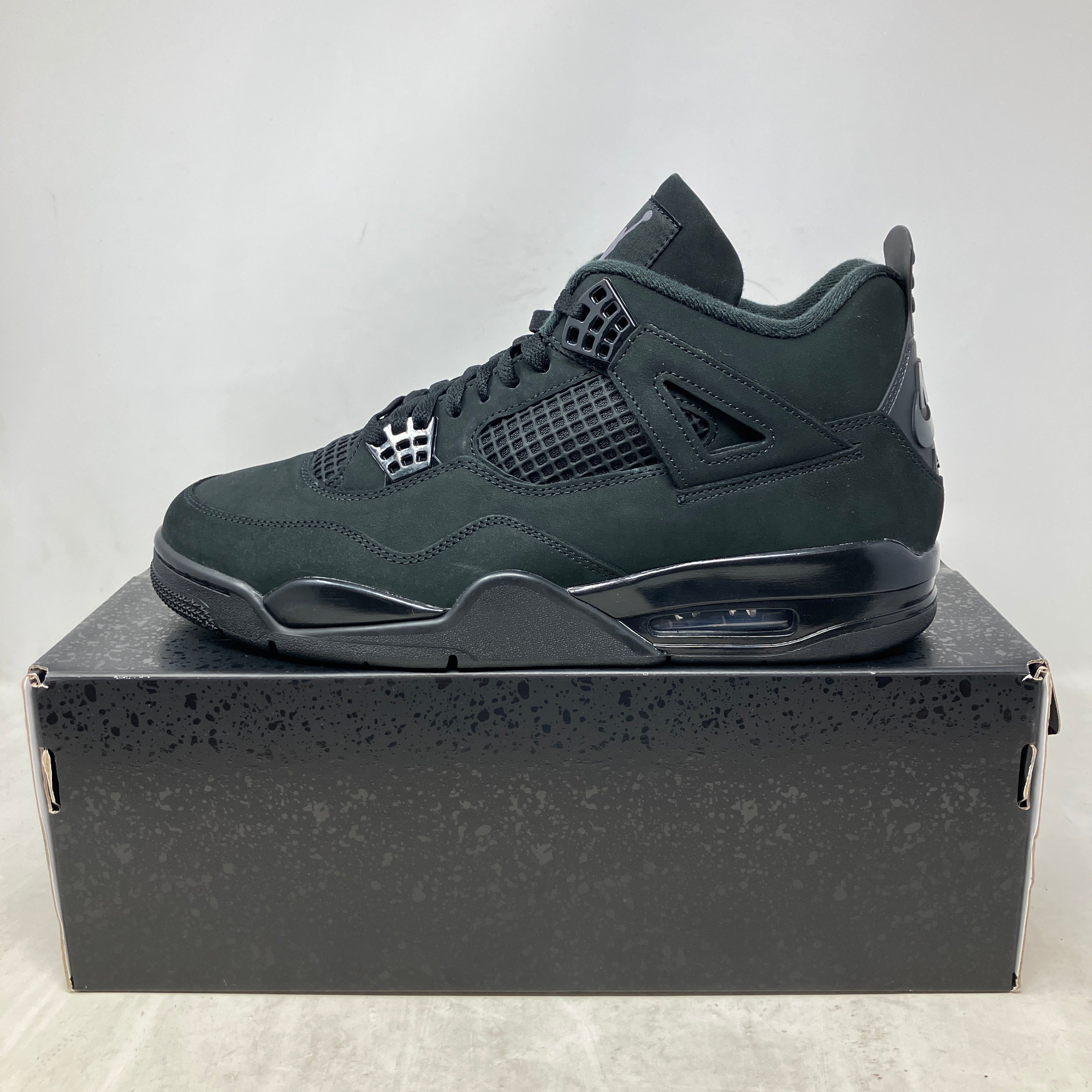 Jordan 4 Retro Black Cat (2025)