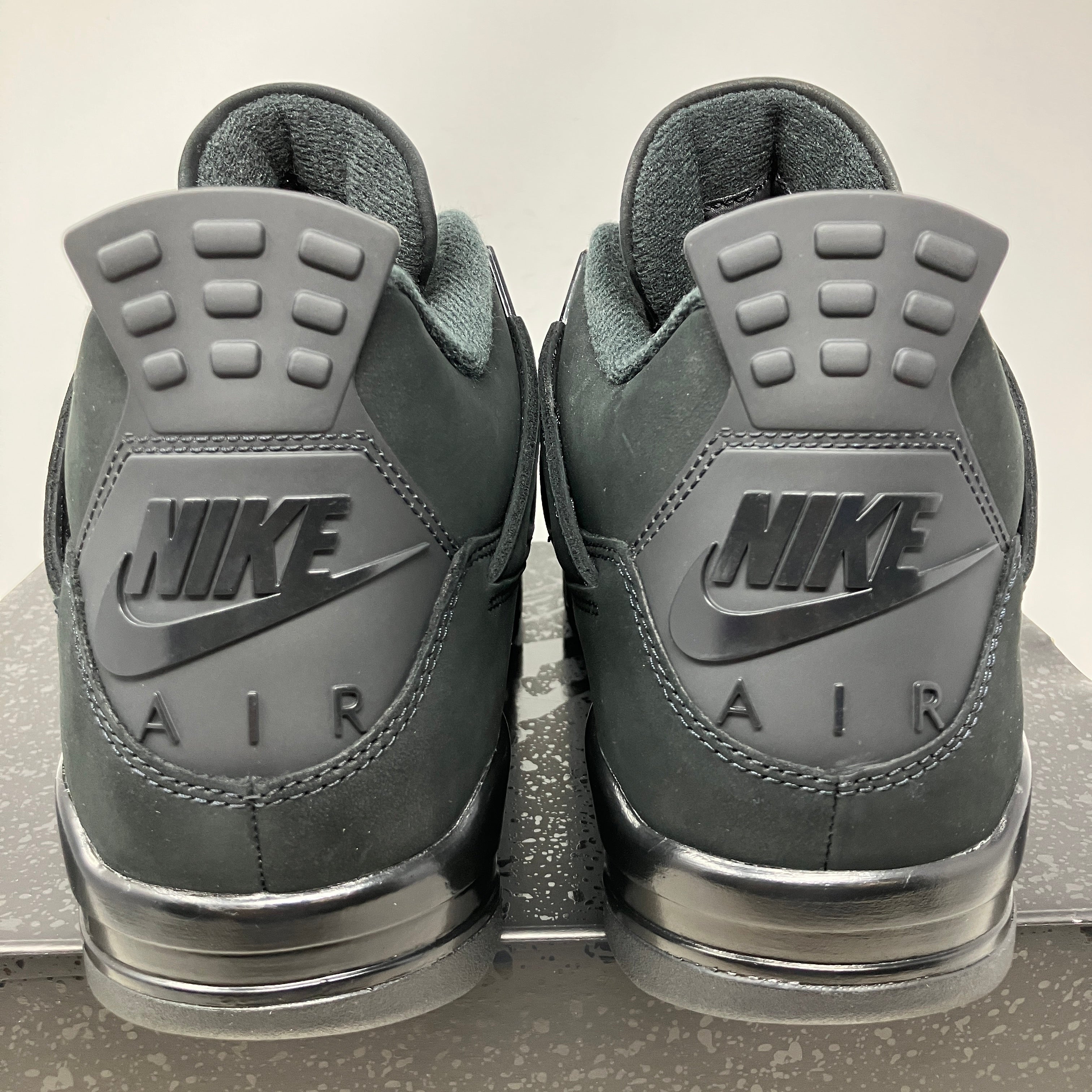 Jordan 4 Retro Black Cat (2025)