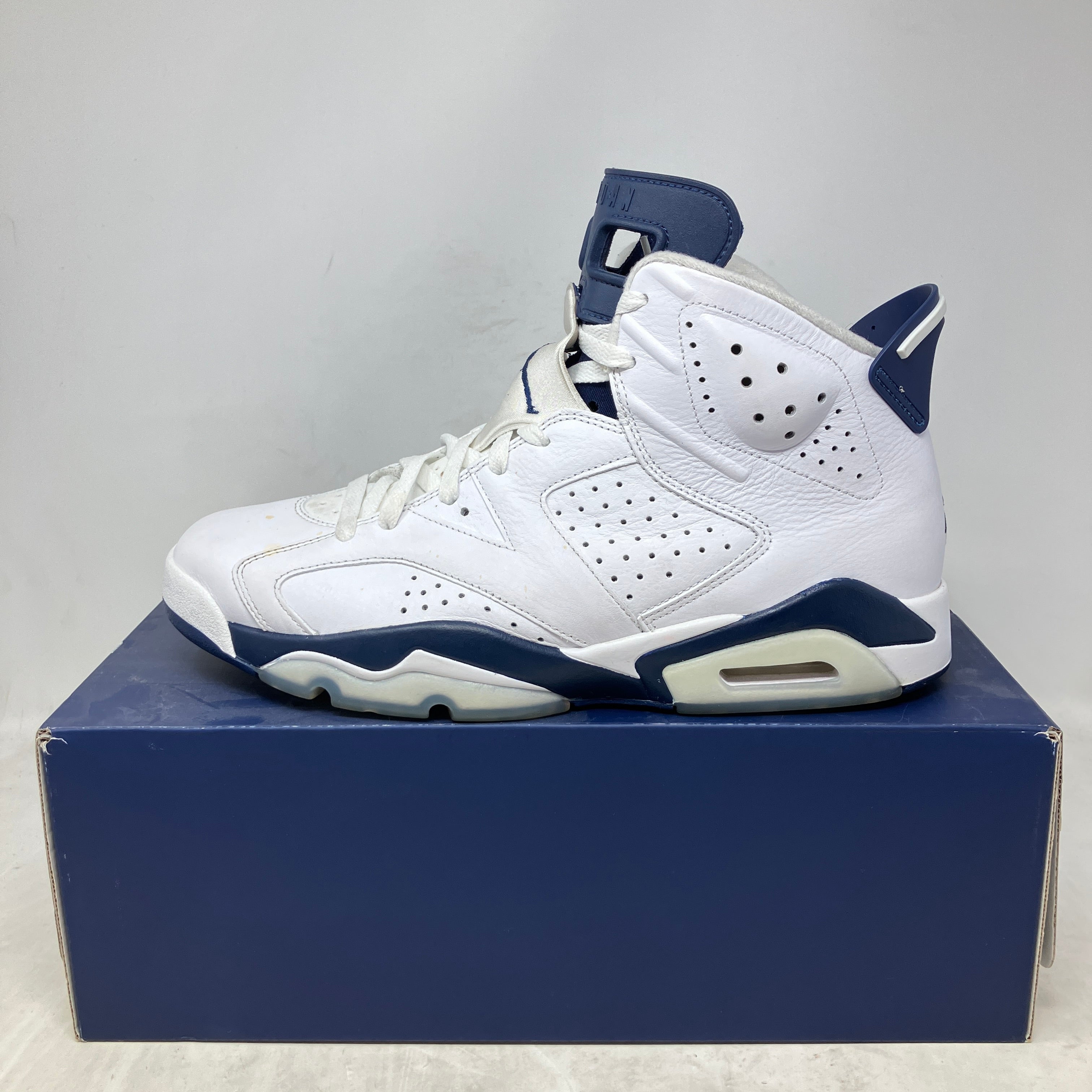 Jordan 6 Retro Midnight Navy (2022)