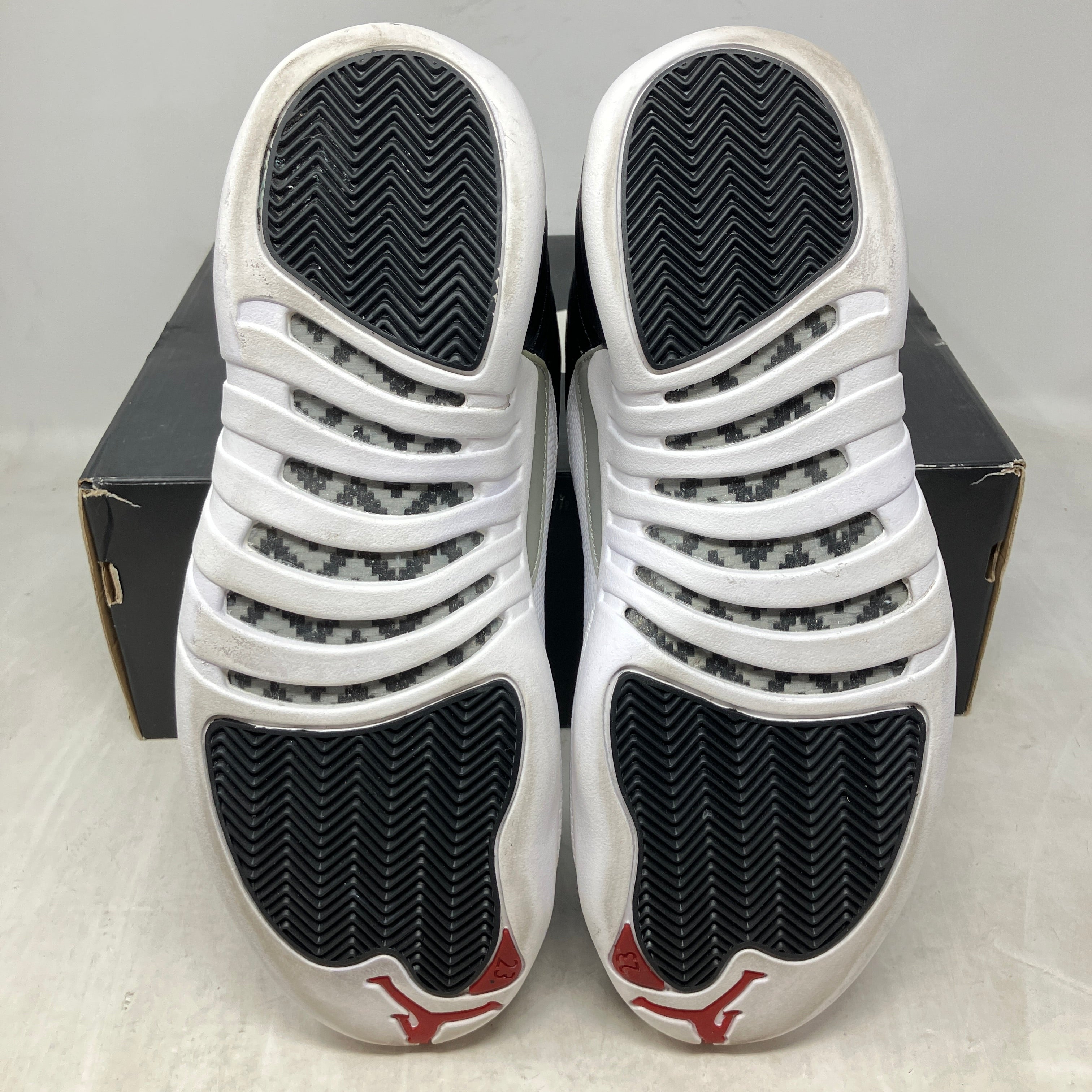 Jordan 12 Retro Playoffs (2012)