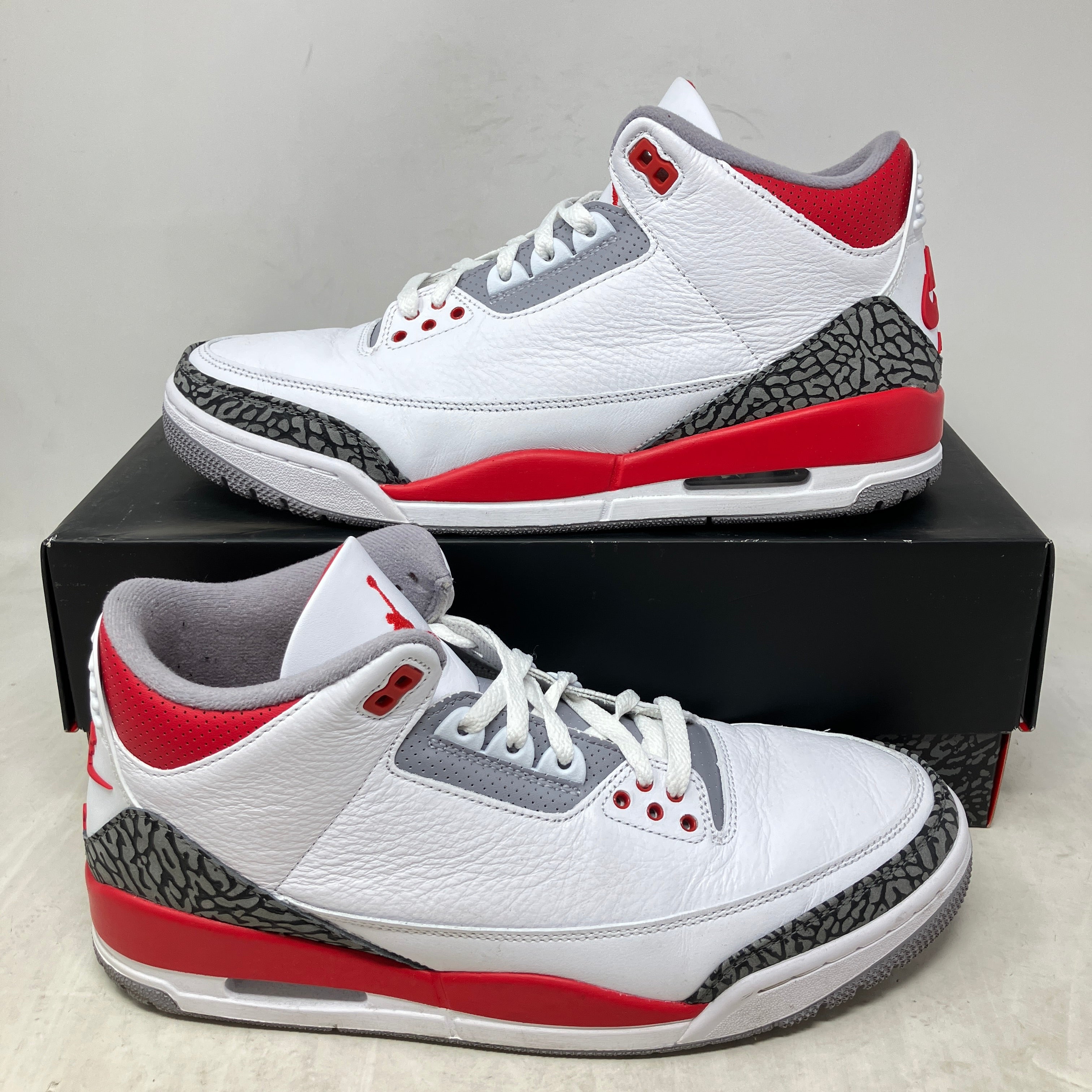 Jordan 3 Retro Fire Red (2022)