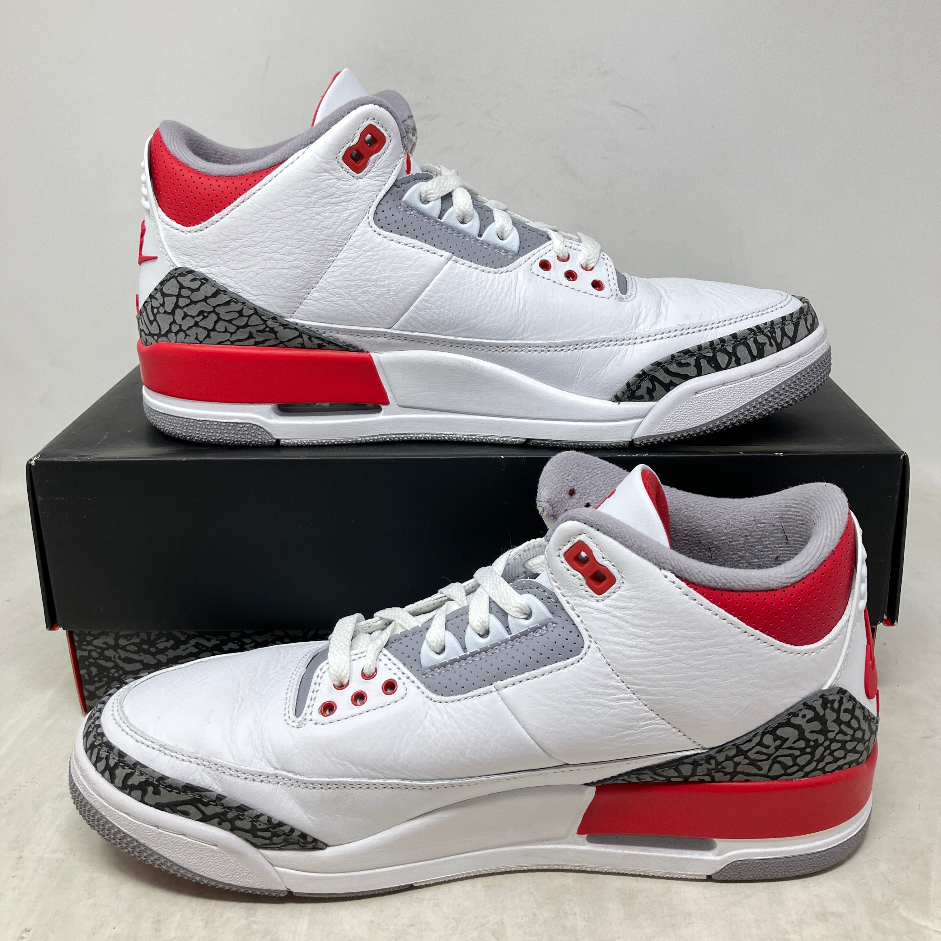 Jordan 3 Retro Fire Red (2022)