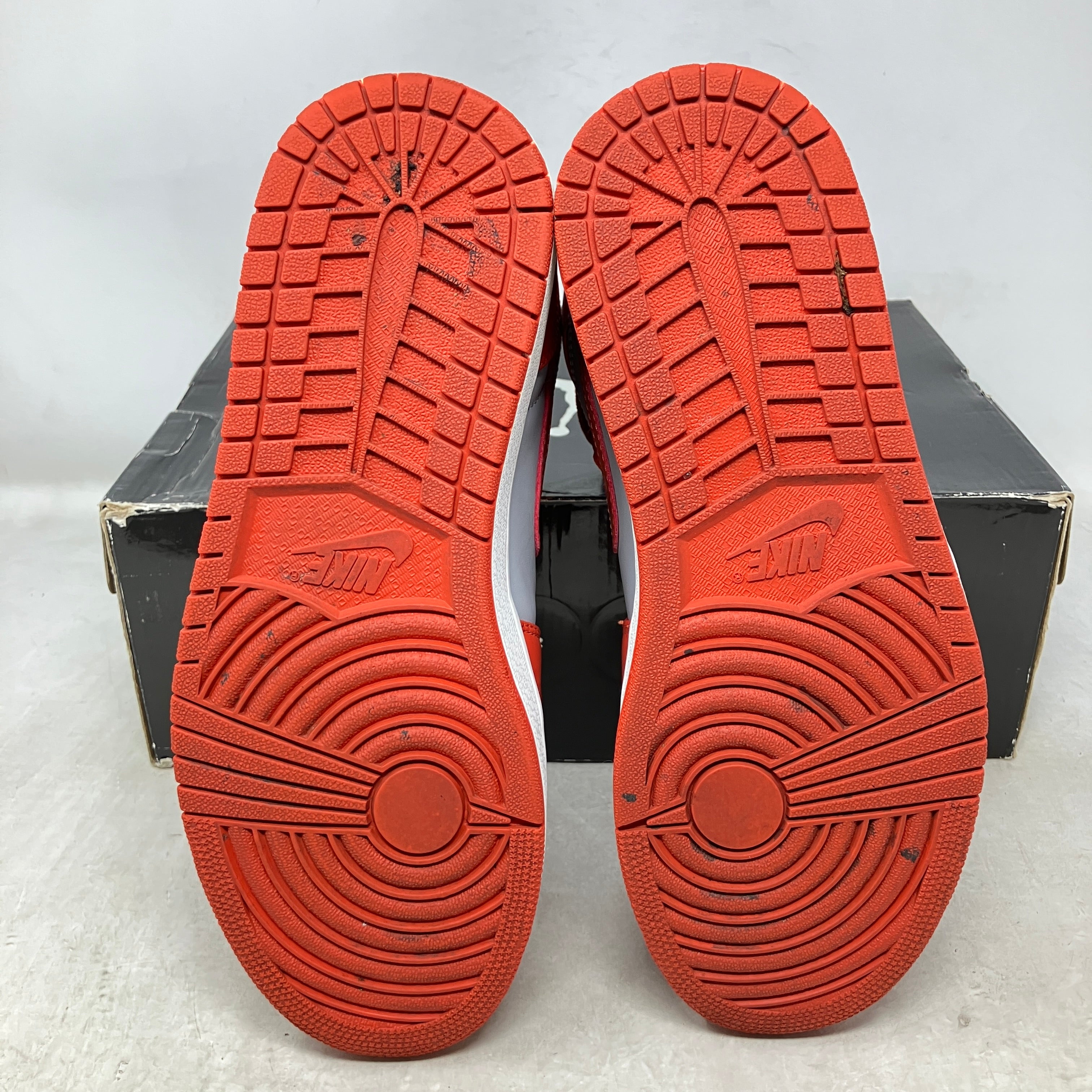Jordan 1 Retro High Spice
