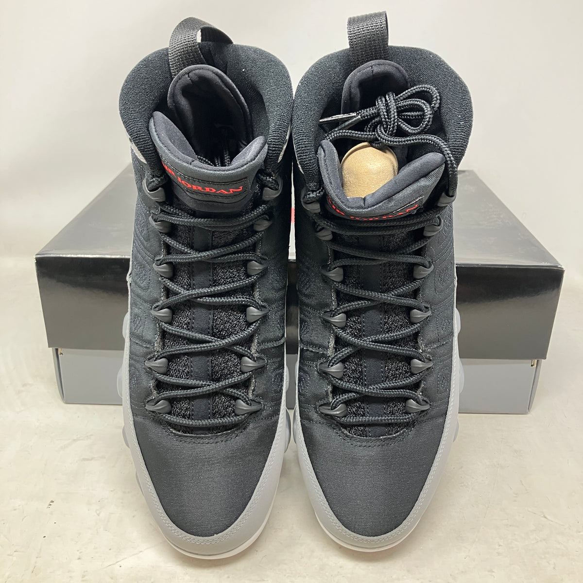 Jordan 9 Retro Particle Grey