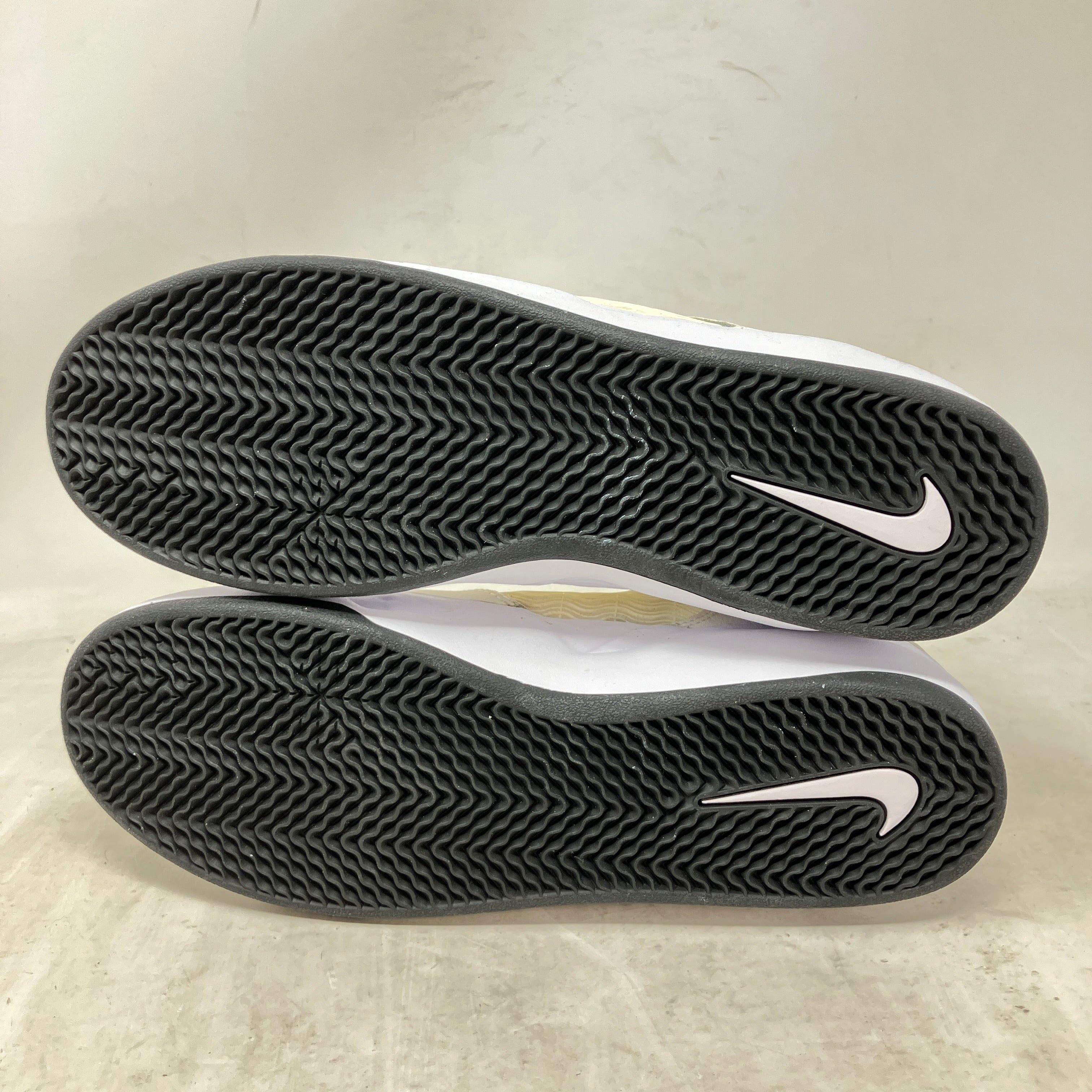 Nike SB Ishod Wair Premium White Black