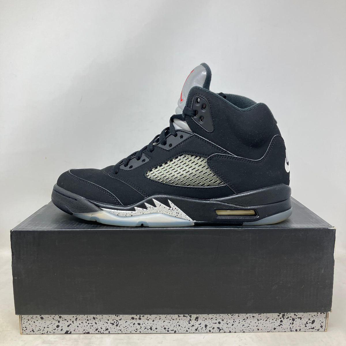 Jordan 5 Retro Black Metallic (2016)