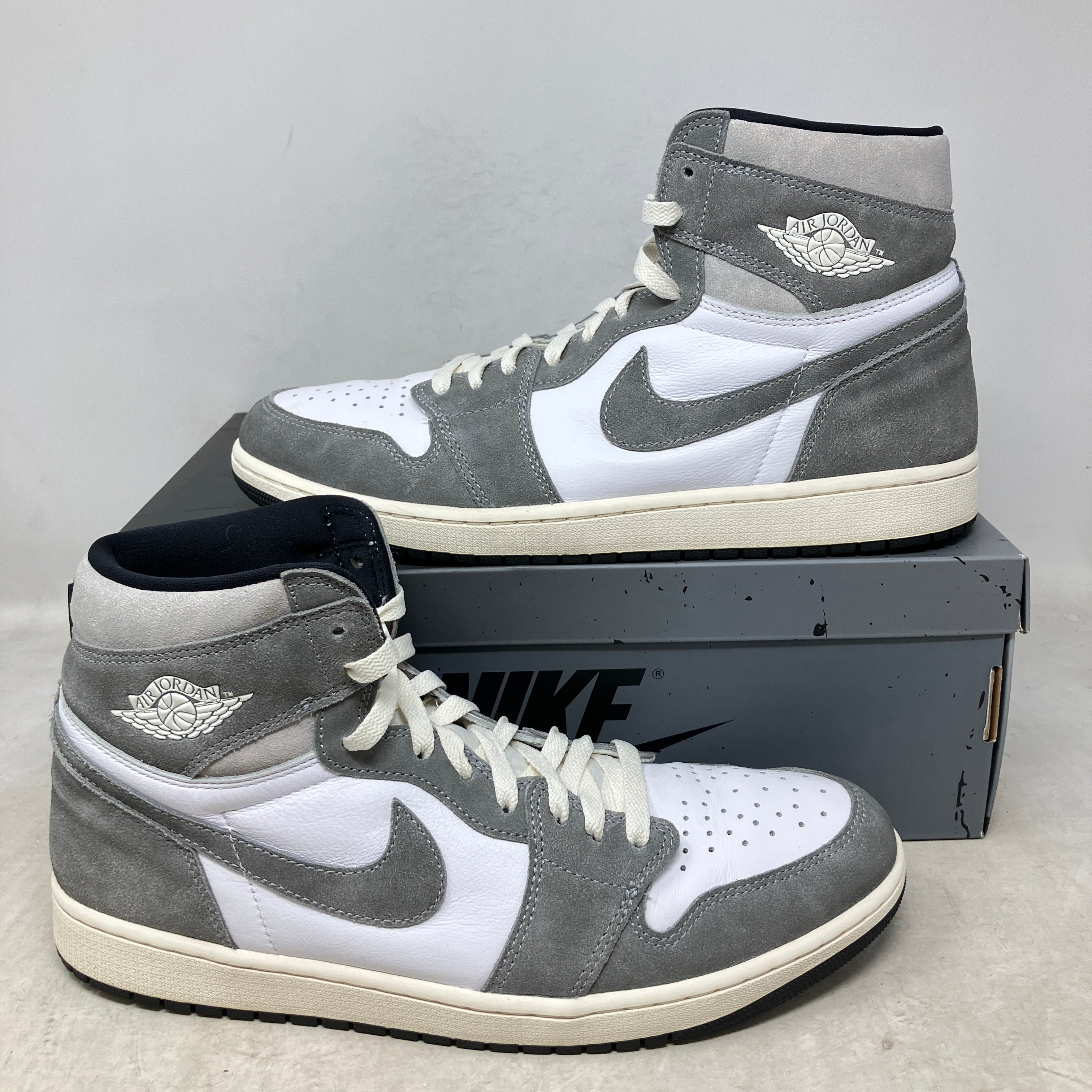 Jordan 1 Retro High OG Washed Black